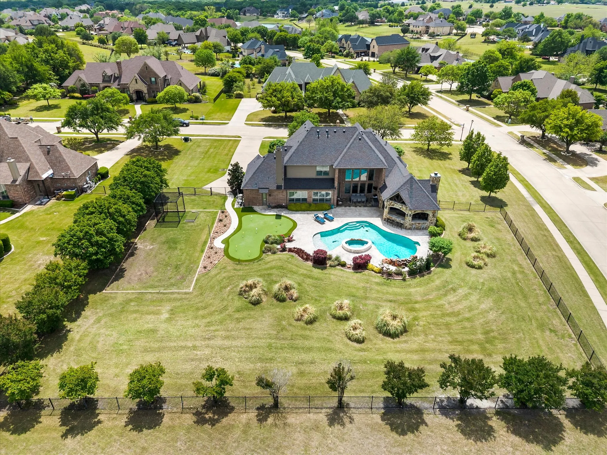 Single Family Residence For Sale in Rockwall County , 1 Kensington Drive, Heath, Texas 75032, 4 Bedroom, 4 Bathroom, 3 Garage spaces, 4,116 Sqft, built in 2005, mls#21237537, Real Estate Agent in Heath, Homes For Sale in Rockwall county, Homes For Sale in Heath, Realtor in Heath Texas, Real Estate Brokerage Independent Realty Texas, Luminita Cordes Realtor