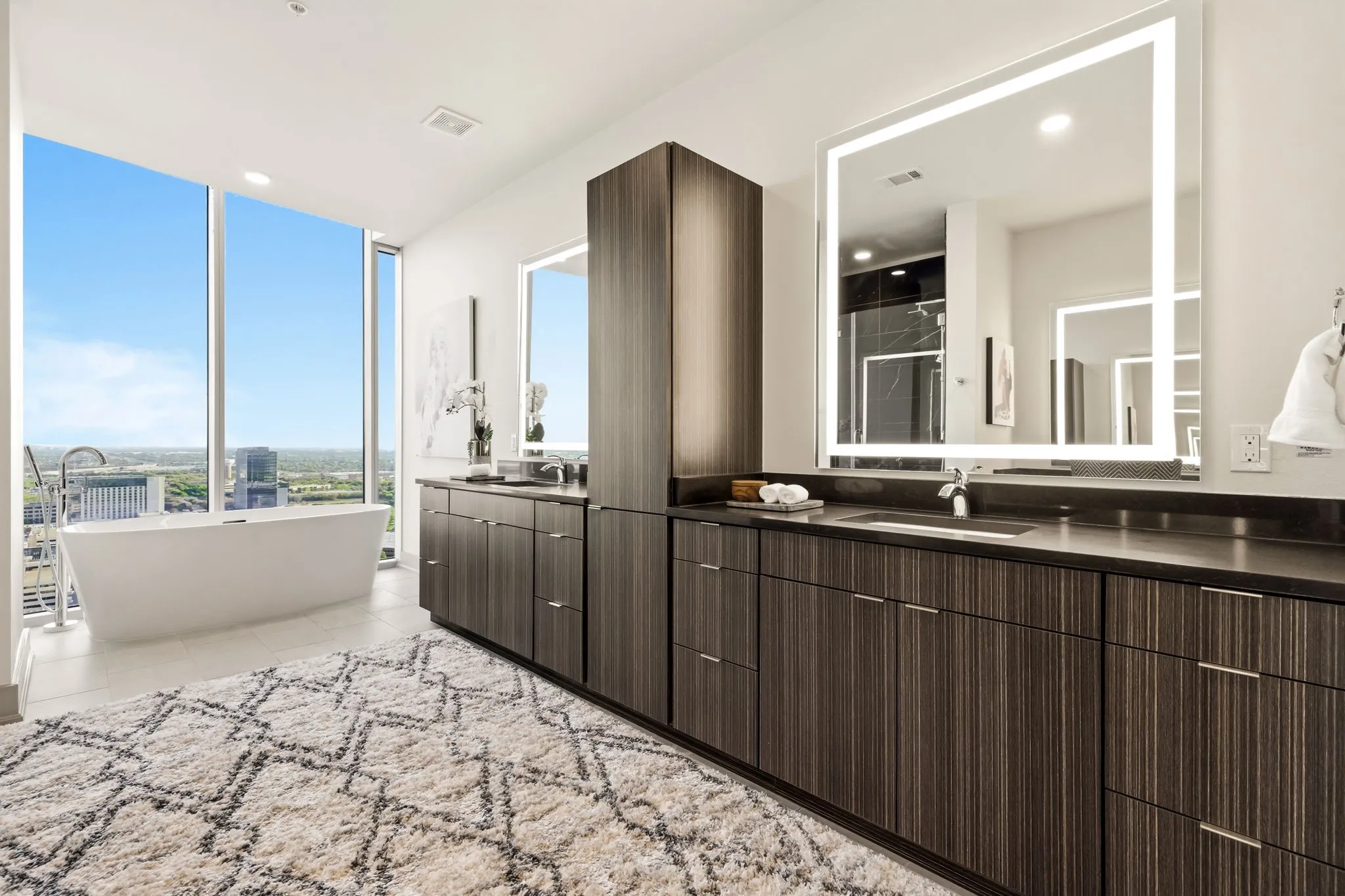 Apartment For Rent in Collin County , 6000 Columbus Avenue 2901, Plano, Texas 75024, 3 Bedroom, 4 Bathroom, 2 Garage spaces, 3,588 Sqft, built in 2019, mls#21238206, Real Estate Agent in Plano, Homes For Rent in Collin county, Homes For Rent in Plano, Realtor in Plano Texas, Real Estate Brokerage Independent Realty Texas, Luminita Cordes Realtor