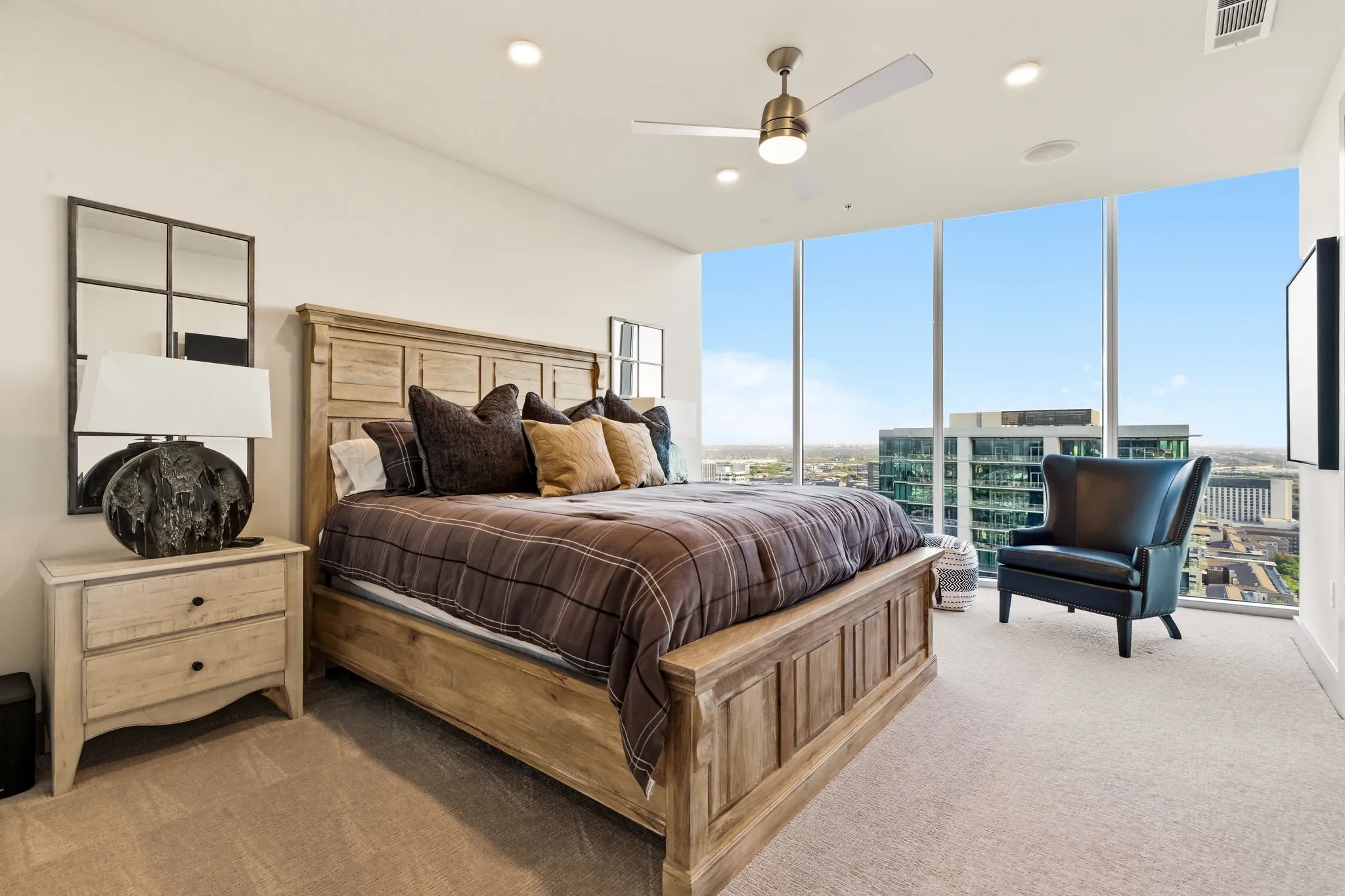Apartment For Rent in Collin County , 6000 Columbus Avenue 2901, Plano, Texas 75024, 3 Bedroom, 4 Bathroom, 2 Garage spaces, 3,588 Sqft, built in 2019, mls#21238206, Real Estate Agent in Plano, Homes For Rent in Collin county, Homes For Rent in Plano, Realtor in Plano Texas, Real Estate Brokerage Independent Realty Texas, Luminita Cordes Realtor