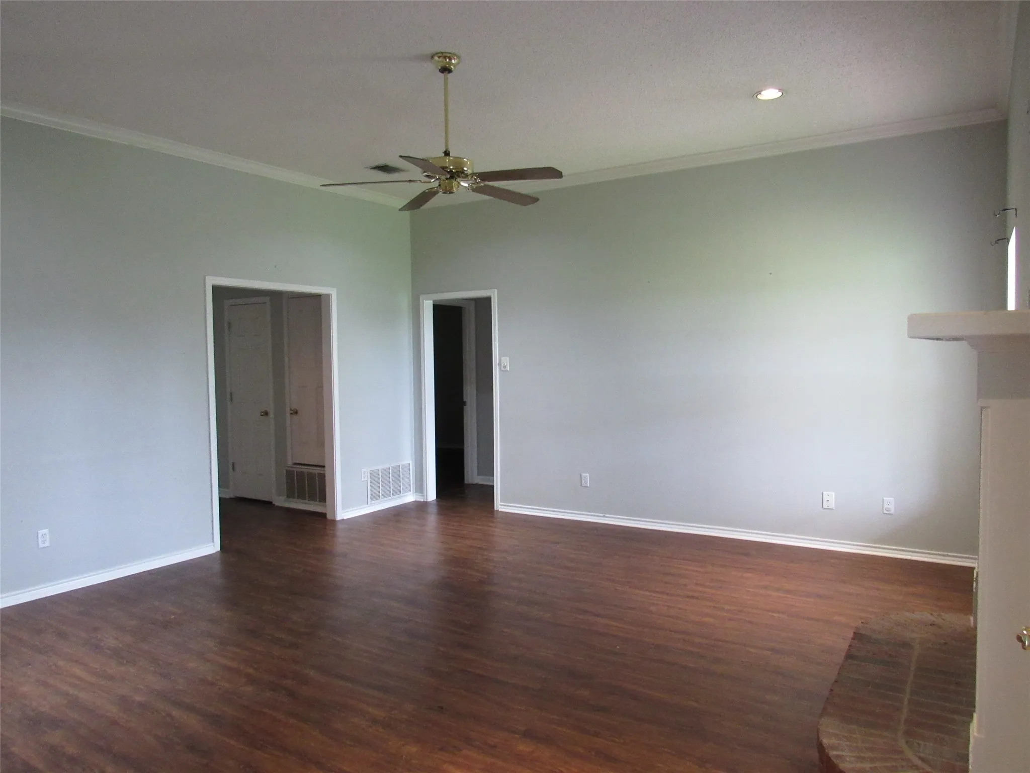 Single Family Residence For Sale in Mc Lennan County , 710 N Old Robinson Road, Robinson, Texas 76706, 3 Bedrooms, 2 Bathrooms, 2 Garage spaces, 1,784 Sqft, built in 1995, Price $249,500, mls#21238372, Real Estate Agent in Robinson, Homes For Sale in Mc Lennan county, Homes For Sale in Robinson, Realtor in Robinson Texas, Real Estate Brokerage Independent Realty Texas, Luminita Cordes Realtor