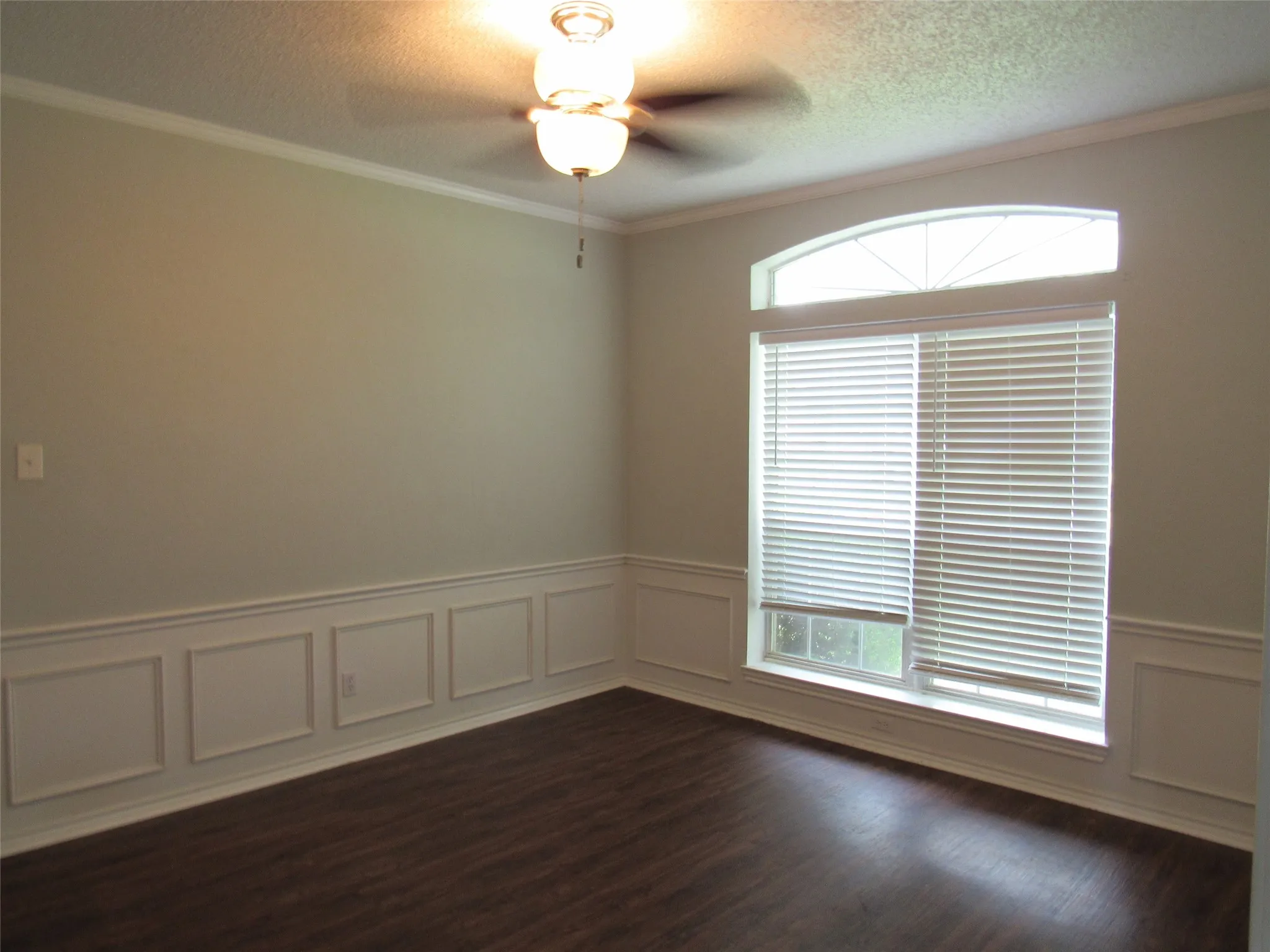 Single Family Residence For Sale in Mc Lennan County , 710 N Old Robinson Road, Robinson, Texas 76706, 3 Bedrooms, 2 Bathrooms, 2 Garage spaces, 1,784 Sqft, built in 1995, Price $249,500, mls#21238372, Real Estate Agent in Robinson, Homes For Sale in Mc Lennan county, Homes For Sale in Robinson, Realtor in Robinson Texas, Real Estate Brokerage Independent Realty Texas, Luminita Cordes Realtor