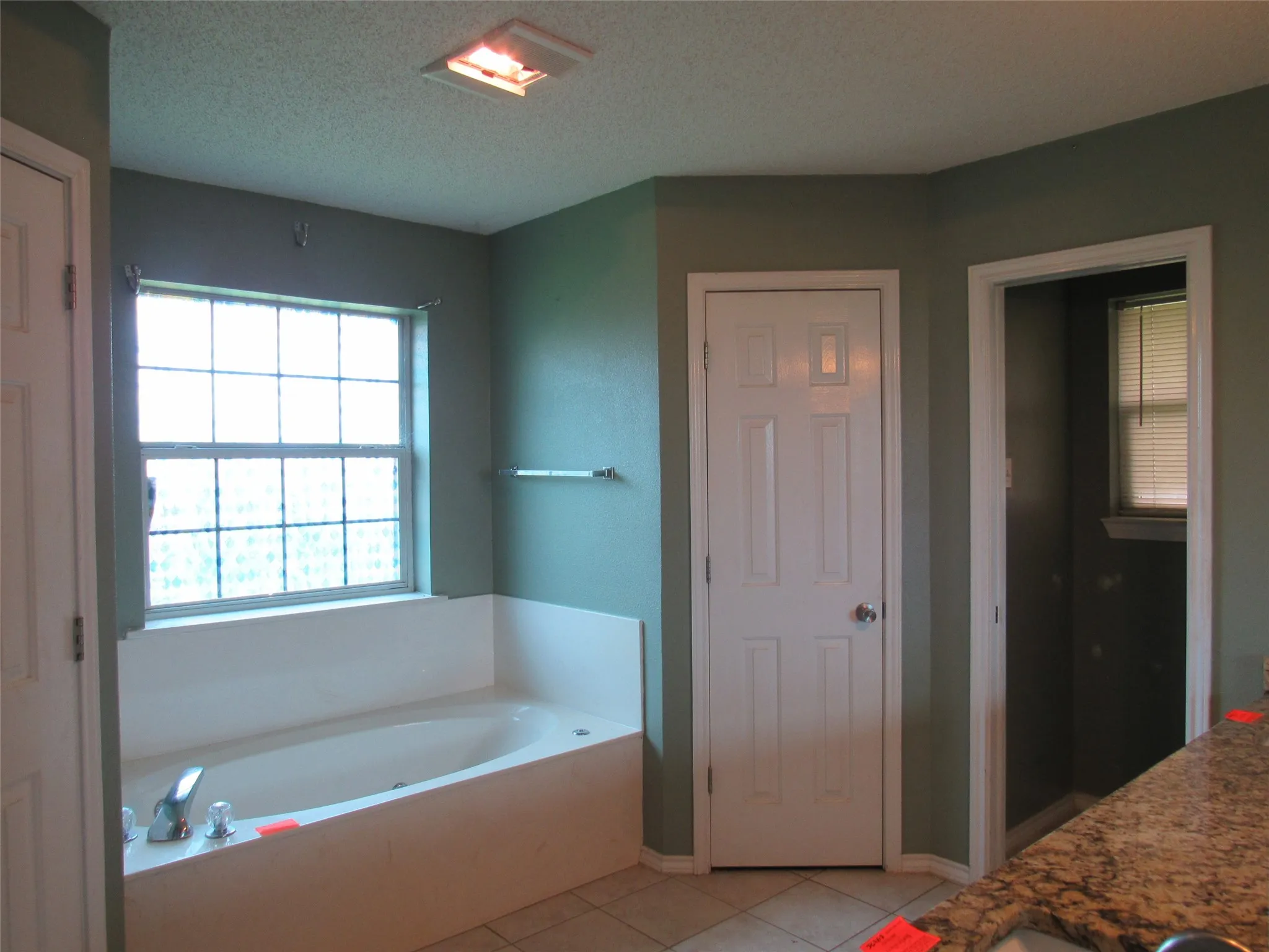 Single Family Residence For Sale in Mc Lennan County , 710 N Old Robinson Road, Robinson, Texas 76706, 3 Bedrooms, 2 Bathrooms, 2 Garage spaces, 1,784 Sqft, built in 1995, Price $249,500, mls#21238372, Real Estate Agent in Robinson, Homes For Sale in Mc Lennan county, Homes For Sale in Robinson, Realtor in Robinson Texas, Real Estate Brokerage Independent Realty Texas, Luminita Cordes Realtor