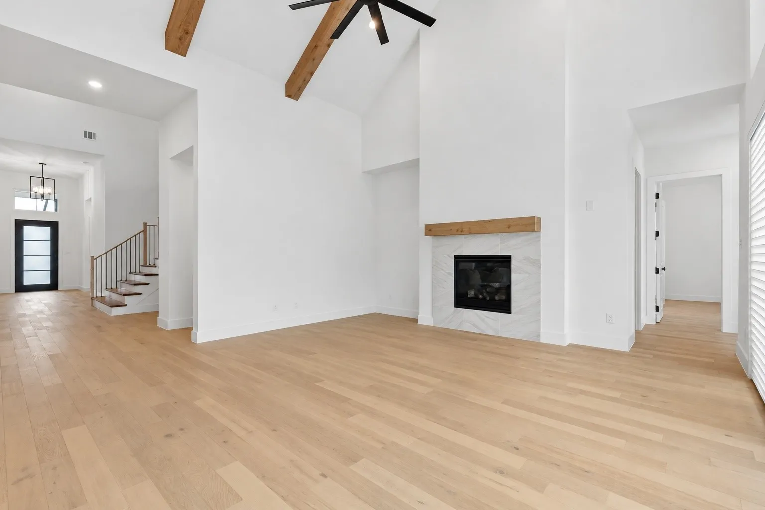 Single Family Residence For Sale in Denton County , 4020 Gambel Road, Prosper, Texas 75078, 5 Bedroom, 6 Bathroom, 3 Garage spaces, 4,298 Sqft, built in 2024, Preowned, mls#21239305, Real Estate Agent in Prosper, Homes For Sale in Denton county, Homes For Sale in Prosper, Realtor in Prosper Texas, Real Estate Brokerage Independent Realty Texas, Luminita Cordes Realtor