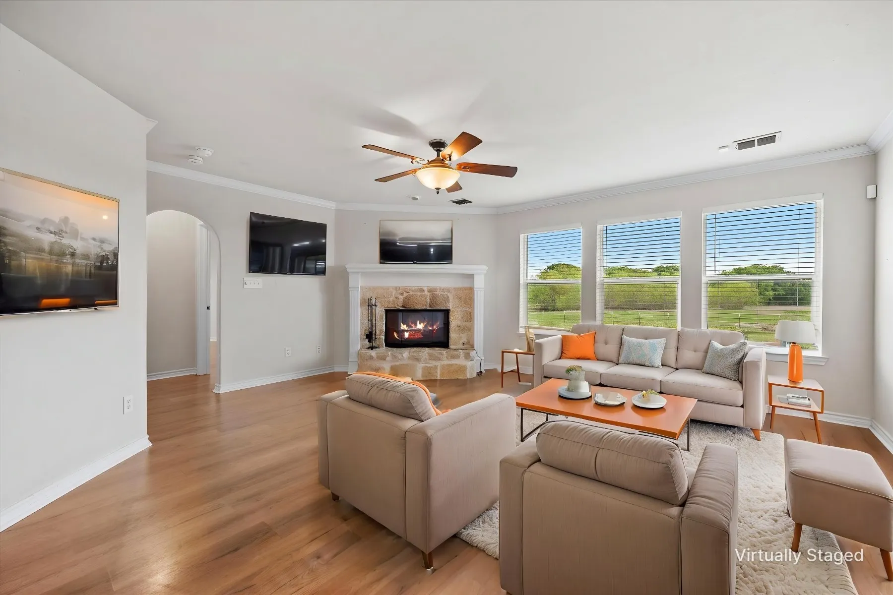 Single Family Residence For Sale in Hunt County , 2937 County Road 2606, Caddo Mills, Texas 75135, 4 Bedroom, 3 Bathroom, Garage spaces, 3,163 Sqft, built in 2008, mls#21239183, Real Estate Agent in Caddo Mills, Homes For Sale in Hunt county, Homes For Sale in Caddo Mills, Realtor in Caddo Mills Texas, Real Estate Brokerage Independent Realty Texas, Luminita Cordes Realtor