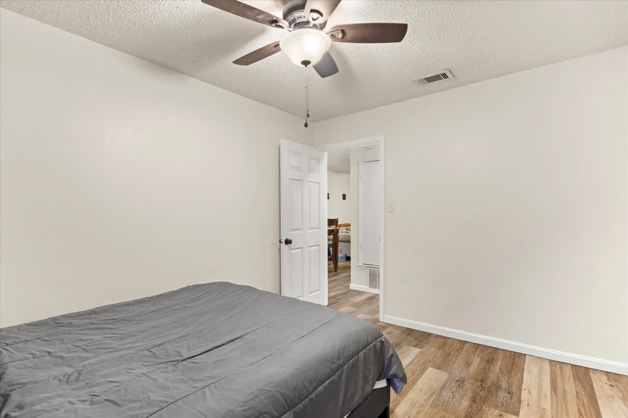 Duplex For Sale in Somervell County , 605-607 Clay Street, Glen Rose, Texas 76043, 5 Bedroom, 3 Bathroom, Garage spaces, 0 Sqft, built in 1987, Preowned, mls#21210096, Real Estate Agent in Glen Rose, Homes For Sale in Somervell county, Homes For Sale in Glen Rose, Realtor in Glen Rose Texas, Real Estate Brokerage Independent Realty Texas, Luminita Cordes Realtor
