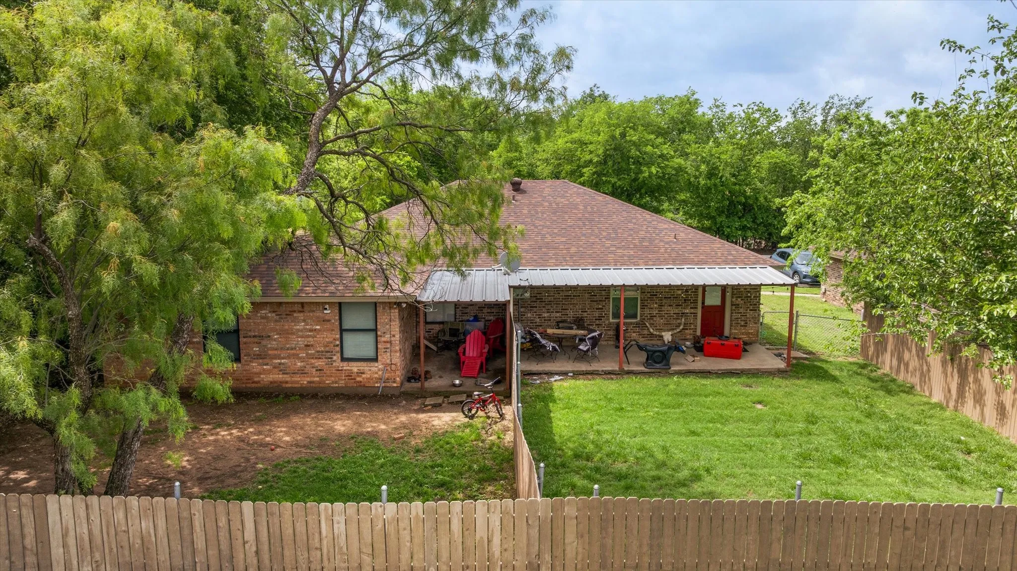 Duplex For Sale in Somervell County , 605-607 Clay Street, Glen Rose, Texas 76043, 5 Bedroom, 3 Bathroom, Garage spaces, 0 Sqft, built in 1987, Preowned, mls#21210096, Real Estate Agent in Glen Rose, Homes For Sale in Somervell county, Homes For Sale in Glen Rose, Realtor in Glen Rose Texas, Real Estate Brokerage Independent Realty Texas, Luminita Cordes Realtor