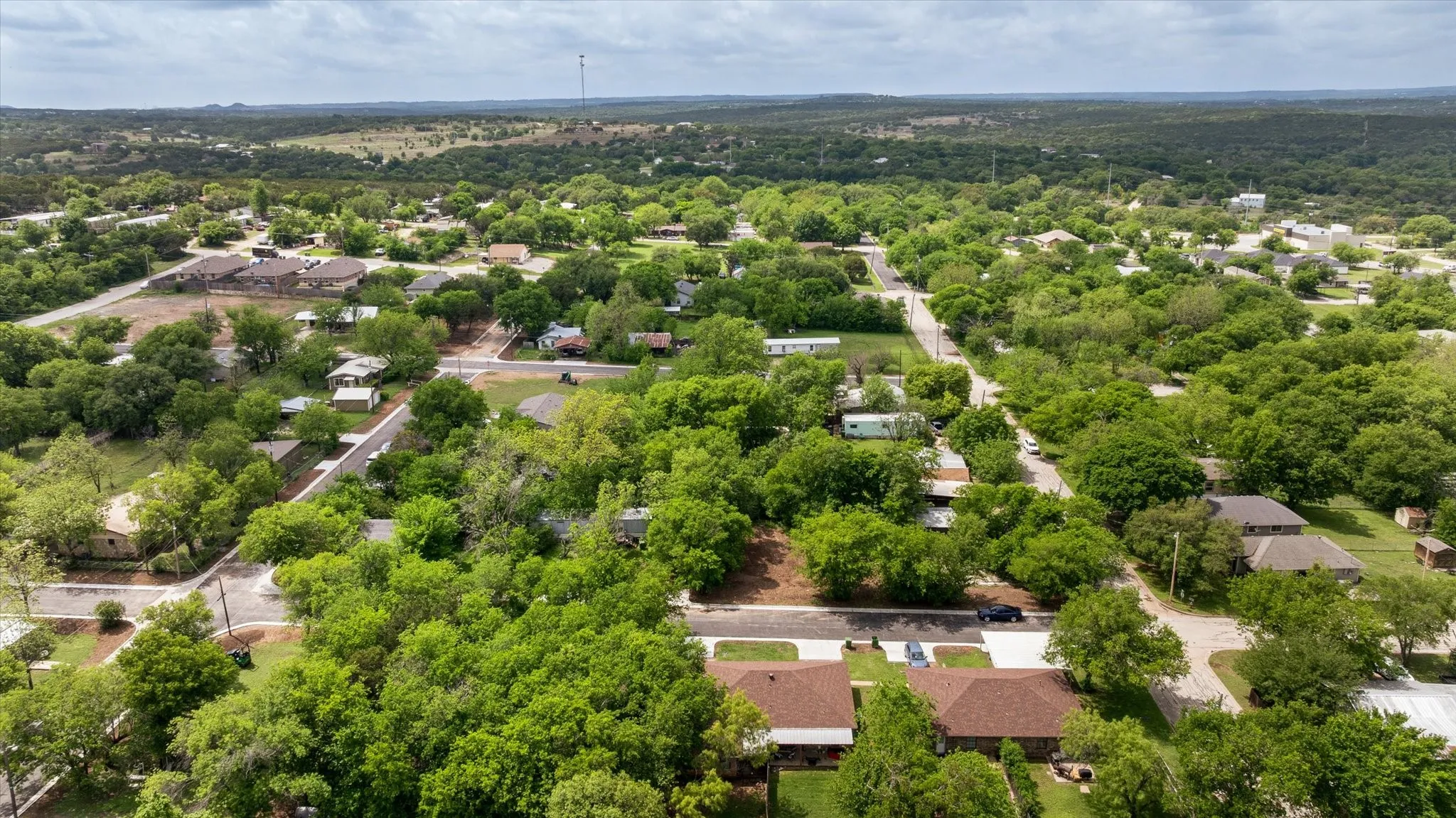 Duplex For Sale in Somervell County , 605-607 Clay Street, Glen Rose, Texas 76043, 5 Bedroom, 3 Bathroom, Garage spaces, 0 Sqft, built in 1987, Preowned, mls#21210096, Real Estate Agent in Glen Rose, Homes For Sale in Somervell county, Homes For Sale in Glen Rose, Realtor in Glen Rose Texas, Real Estate Brokerage Independent Realty Texas, Luminita Cordes Realtor