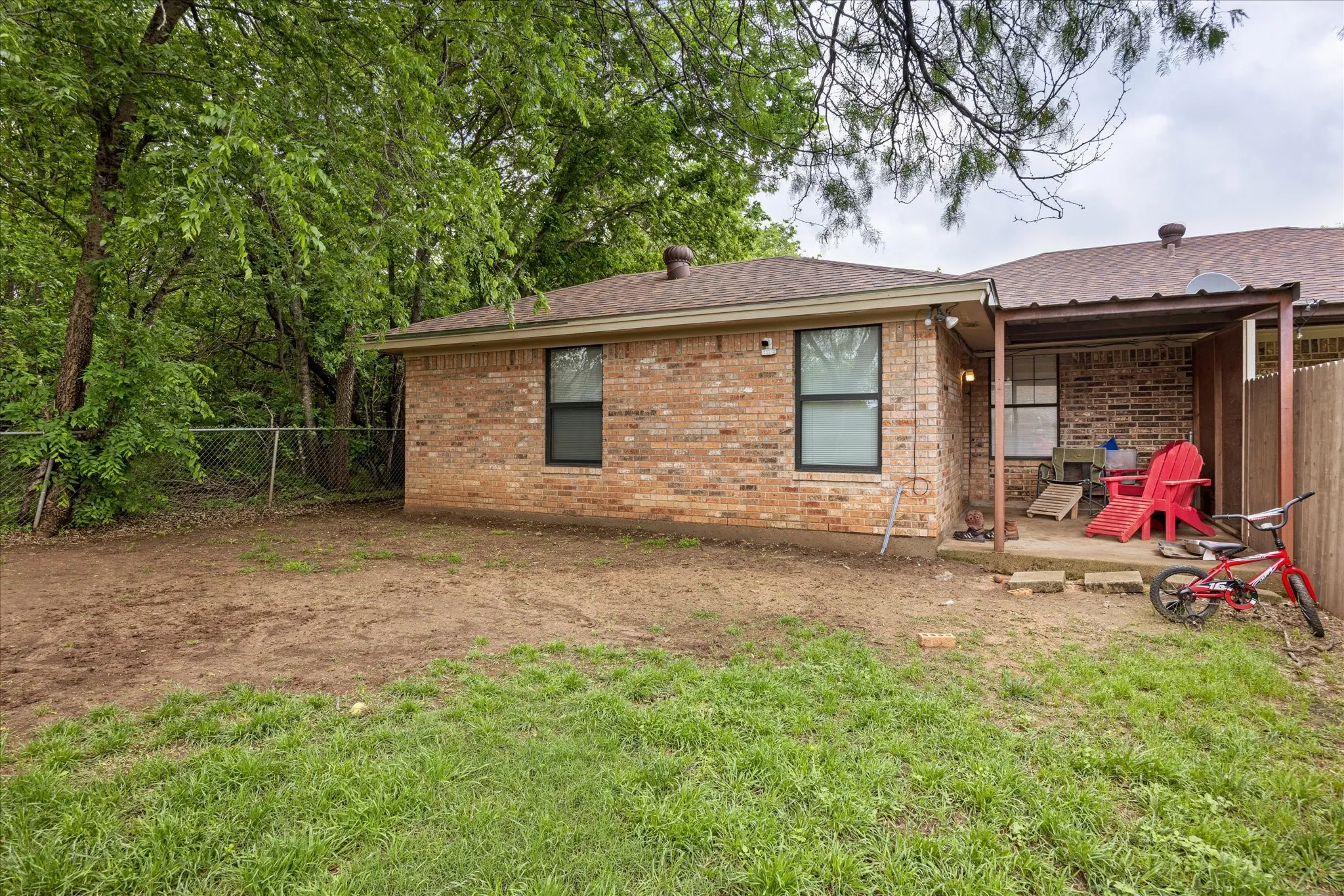 Duplex For Sale in Somervell County , 605-607 Clay Street, Glen Rose, Texas 76043, 5 Bedroom, 3 Bathroom, Garage spaces, 0 Sqft, built in 1987, Preowned, mls#21210096, Real Estate Agent in Glen Rose, Homes For Sale in Somervell county, Homes For Sale in Glen Rose, Realtor in Glen Rose Texas, Real Estate Brokerage Independent Realty Texas, Luminita Cordes Realtor