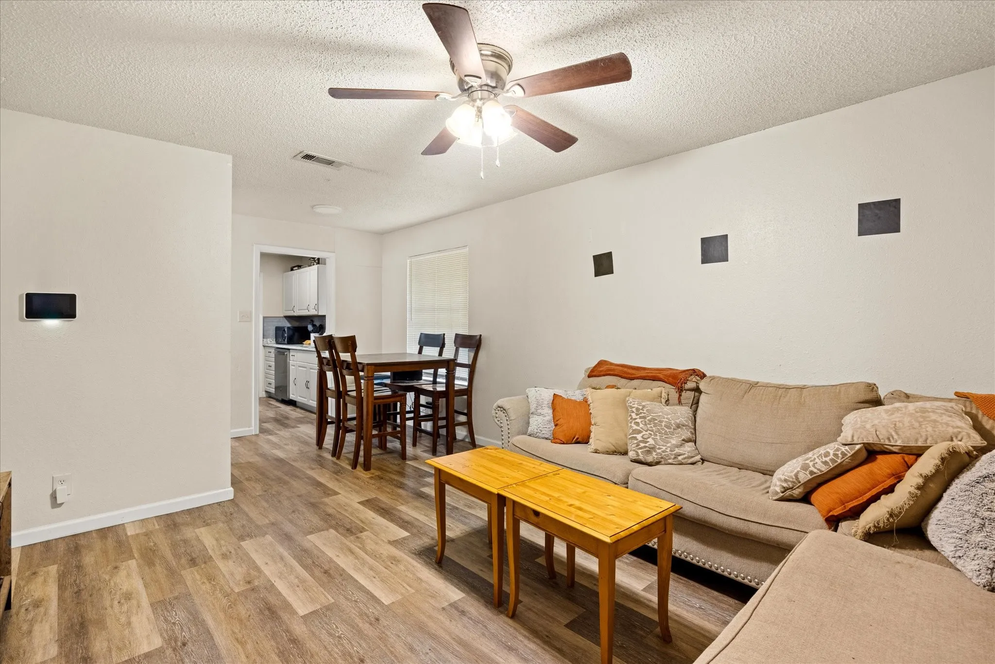 Duplex For Sale in Somervell County , 605-607 Clay Street, Glen Rose, Texas 76043, 5 Bedroom, 3 Bathroom, Garage spaces, 0 Sqft, built in 1987, Preowned, mls#21210096, Real Estate Agent in Glen Rose, Homes For Sale in Somervell county, Homes For Sale in Glen Rose, Realtor in Glen Rose Texas, Real Estate Brokerage Independent Realty Texas, Luminita Cordes Realtor