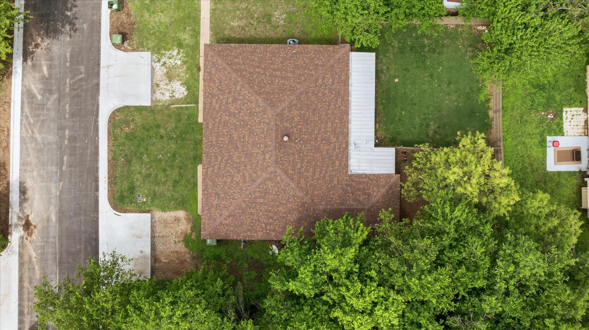 Duplex For Sale in Somervell County , 605-607 Clay Street, Glen Rose, Texas 76043, 5 Bedroom, 3 Bathroom, Garage spaces, 0 Sqft, built in 1987, Preowned, mls#21210096, Real Estate Agent in Glen Rose, Homes For Sale in Somervell county, Homes For Sale in Glen Rose, Realtor in Glen Rose Texas, Real Estate Brokerage Independent Realty Texas, Luminita Cordes Realtor