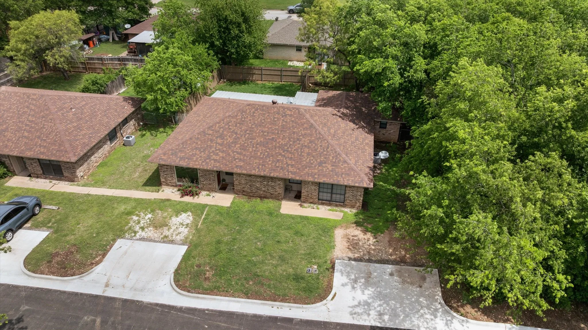 Duplex For Sale in Somervell County , 605-607 Clay Street, Glen Rose, Texas 76043, 5 Bedroom, 3 Bathroom, Garage spaces, 0 Sqft, built in 1987, Preowned, mls#21210096, Real Estate Agent in Glen Rose, Homes For Sale in Somervell county, Homes For Sale in Glen Rose, Realtor in Glen Rose Texas, Real Estate Brokerage Independent Realty Texas, Luminita Cordes Realtor