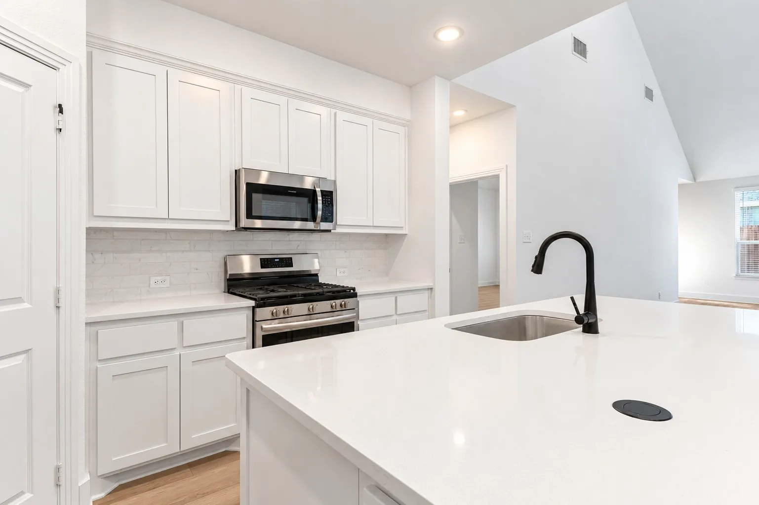 Gas Cooking and Spacious Pantry are Highlights of this Chef's Kitchen. All of the Kitchen Appliances are Included.