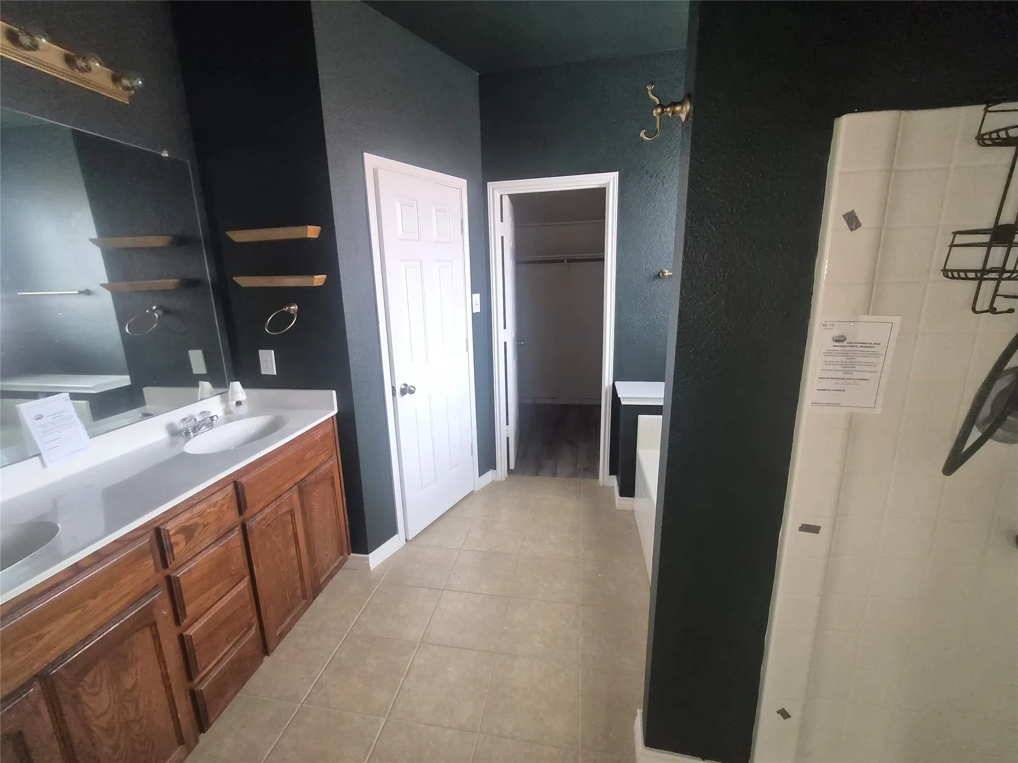 Single Family Residence For Sale in Tarrant County , 9209 Nathan Drive, White Settlement, Texas 76108, 3 Bedroom, 3 Bathroom, 2 Garage spaces, 2,156 Sqft, built in 2007, mls#21239626, Real Estate Agent in White Settlement, Homes For Sale in Tarrant county, Homes For Sale in White Settlement, Realtor in White Settlement Texas, Real Estate Brokerage Independent Realty Texas, Luminita Cordes Realtor