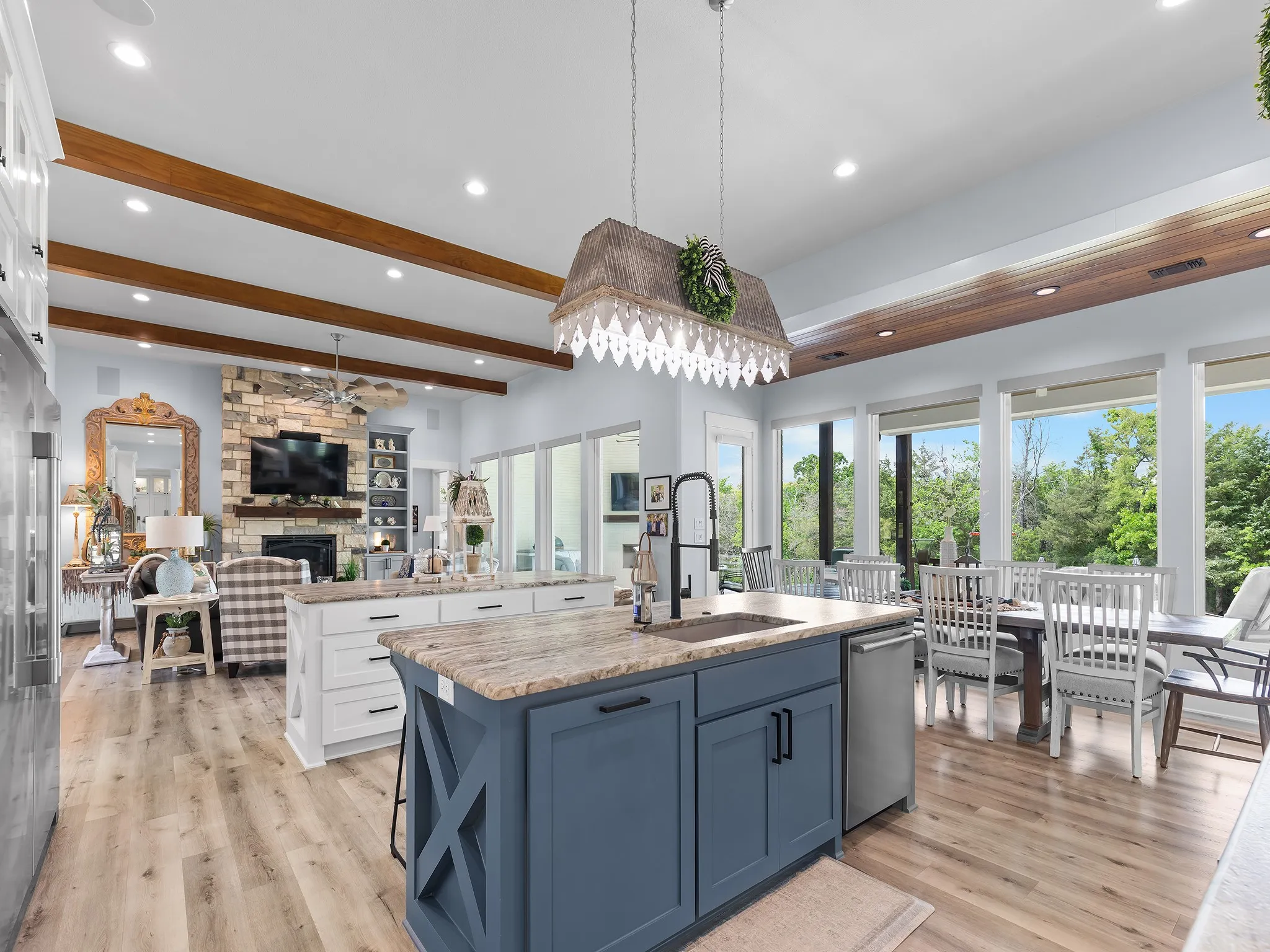 Single Family Residence For Sale in Grayson County , 377 Tananger Springs Drive, Denison, Texas 75021, 3 Bedroom, 3 Bathroom, 3 Garage spaces, 3,181 Sqft, built in 2021, mls#21239646, Real Estate Agent in Denison, Homes For Sale in Grayson county, Homes For Sale in Denison, Realtor in Denison Texas, Real Estate Brokerage Independent Realty Texas, Luminita Cordes Realtor