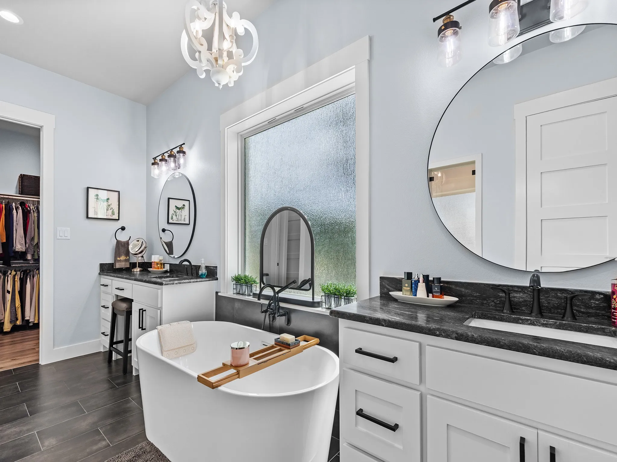 Single Family Residence For Sale in Grayson County , 377 Tananger Springs Drive, Denison, Texas 75021, 3 Bedroom, 3 Bathroom, 3 Garage spaces, 3,181 Sqft, built in 2021, mls#21239646, Real Estate Agent in Denison, Homes For Sale in Grayson county, Homes For Sale in Denison, Realtor in Denison Texas, Real Estate Brokerage Independent Realty Texas, Luminita Cordes Realtor