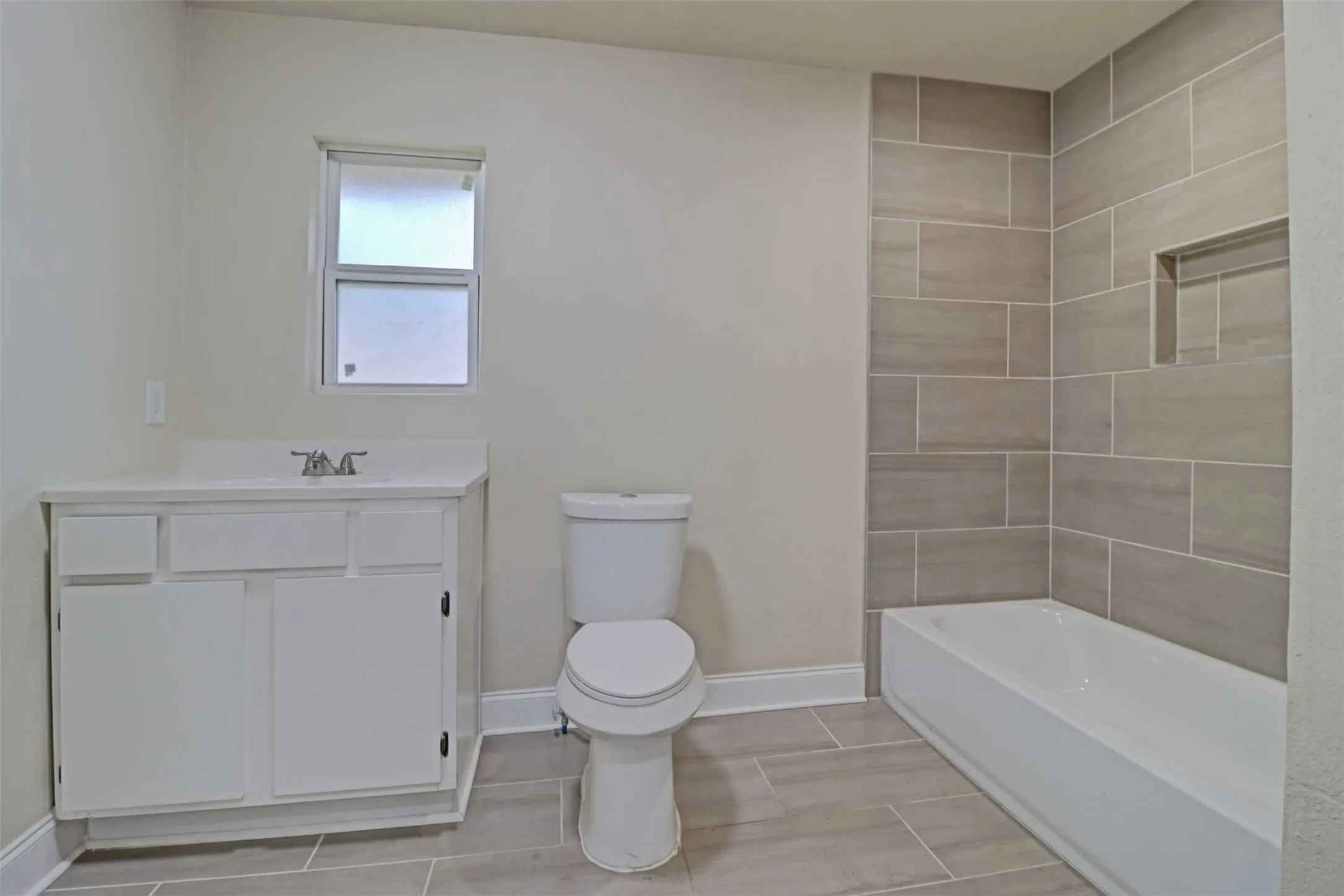 Single Family Residence For Sale in Dallas County , 1245 Whispering Court, Dallas, Texas 75241, 3 Bedroom, 2 Bathroom, 2 Garage spaces, 1,717 Sqft, built in 1963, Preowned, mls#21234399, Real Estate Agent in Dallas, Homes For Sale in Dallas county, Homes For Sale in Dallas, Realtor in Dallas Texas, Real Estate Brokerage Independent Realty Texas, Luminita Cordes Realtor