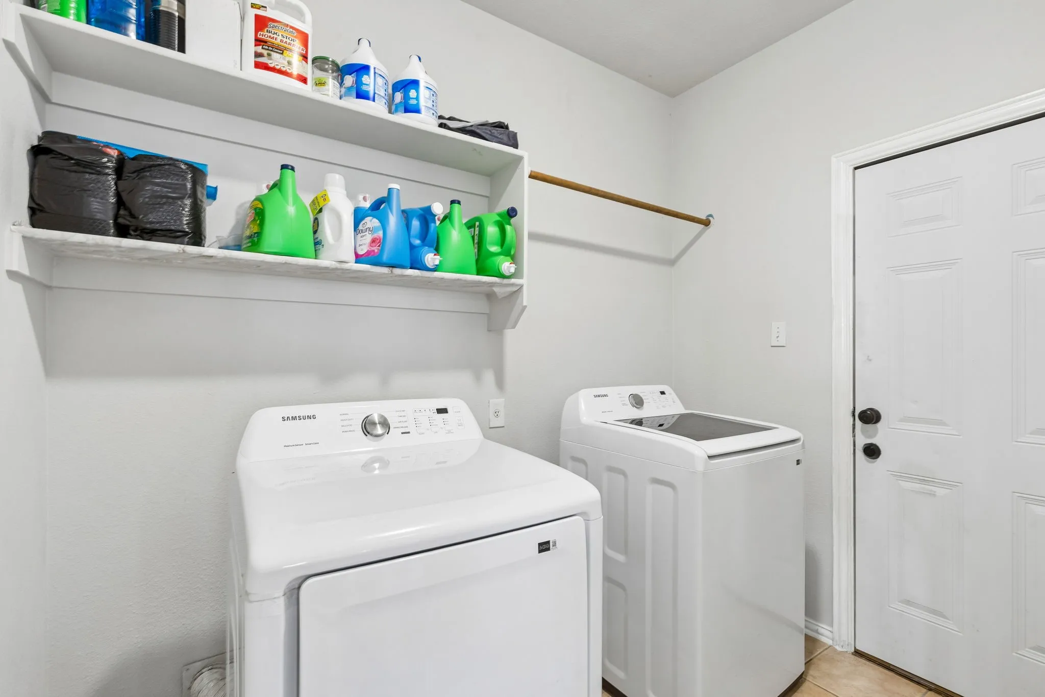 Single Family Residence For Sale in Dallas County , 3201 Cantura Drive, Mesquite, Texas 75181, 5 Bedroom, 4 Bathroom, 2 Garage spaces, 4,873 Sqft, built in 2001, Preowned, mls#21239703, Real Estate Agent in Mesquite, Homes For Sale in Dallas county, Homes For Sale in Mesquite, Realtor in Mesquite Texas, Real Estate Brokerage Independent Realty Texas, Luminita Cordes Realtor