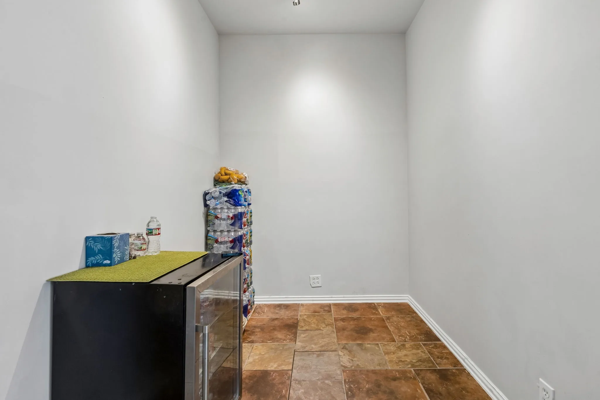 Single Family Residence For Sale in Dallas County , 3201 Cantura Drive, Mesquite, Texas 75181, 5 Bedroom, 4 Bathroom, 2 Garage spaces, 4,873 Sqft, built in 2001, Preowned, mls#21239703, Real Estate Agent in Mesquite, Homes For Sale in Dallas county, Homes For Sale in Mesquite, Realtor in Mesquite Texas, Real Estate Brokerage Independent Realty Texas, Luminita Cordes Realtor