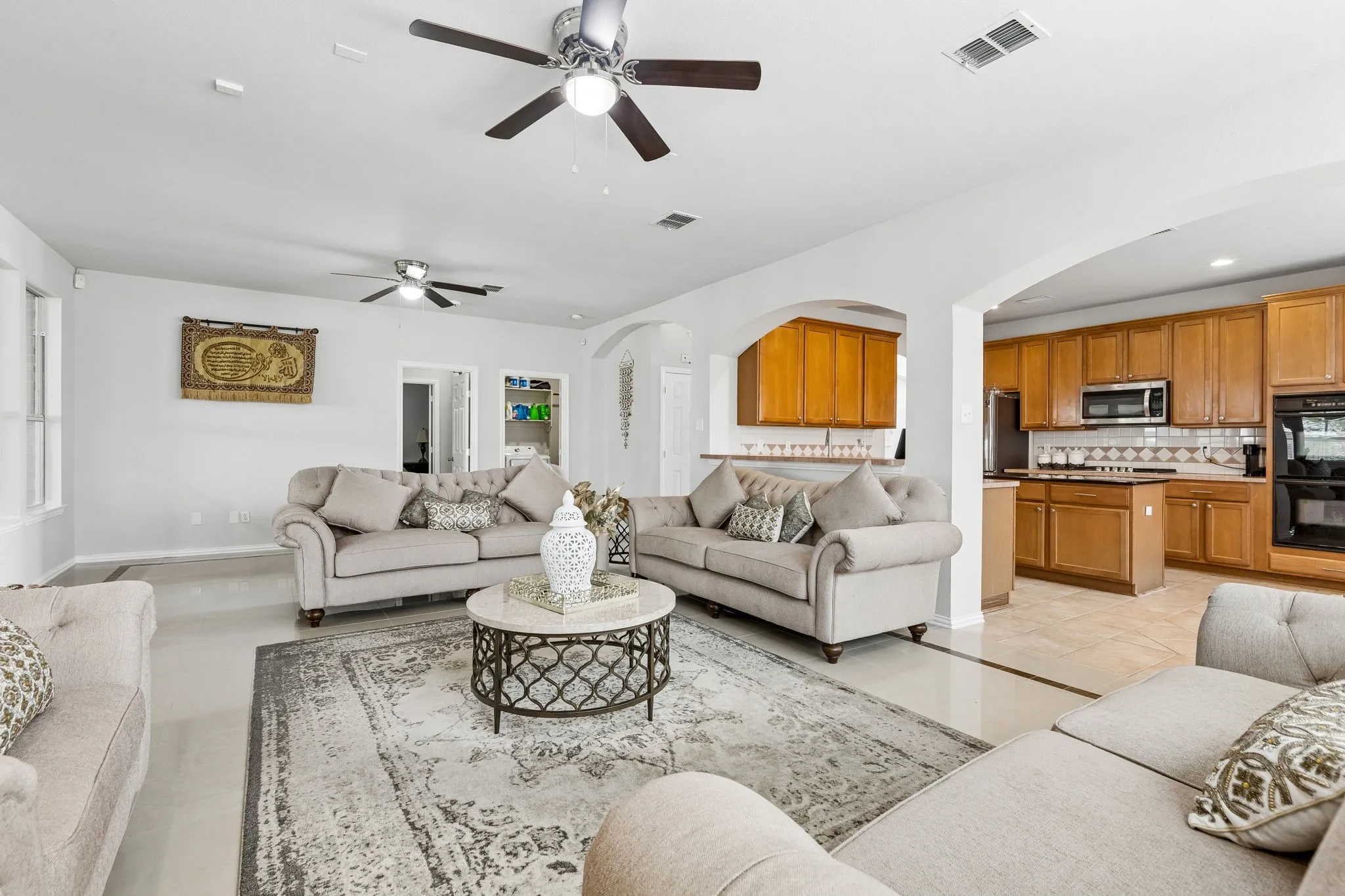 Single Family Residence For Sale in Dallas County , 3201 Cantura Drive, Mesquite, Texas 75181, 5 Bedroom, 4 Bathroom, 2 Garage spaces, 4,873 Sqft, built in 2001, Preowned, mls#21239703, Real Estate Agent in Mesquite, Homes For Sale in Dallas county, Homes For Sale in Mesquite, Realtor in Mesquite Texas, Real Estate Brokerage Independent Realty Texas, Luminita Cordes Realtor