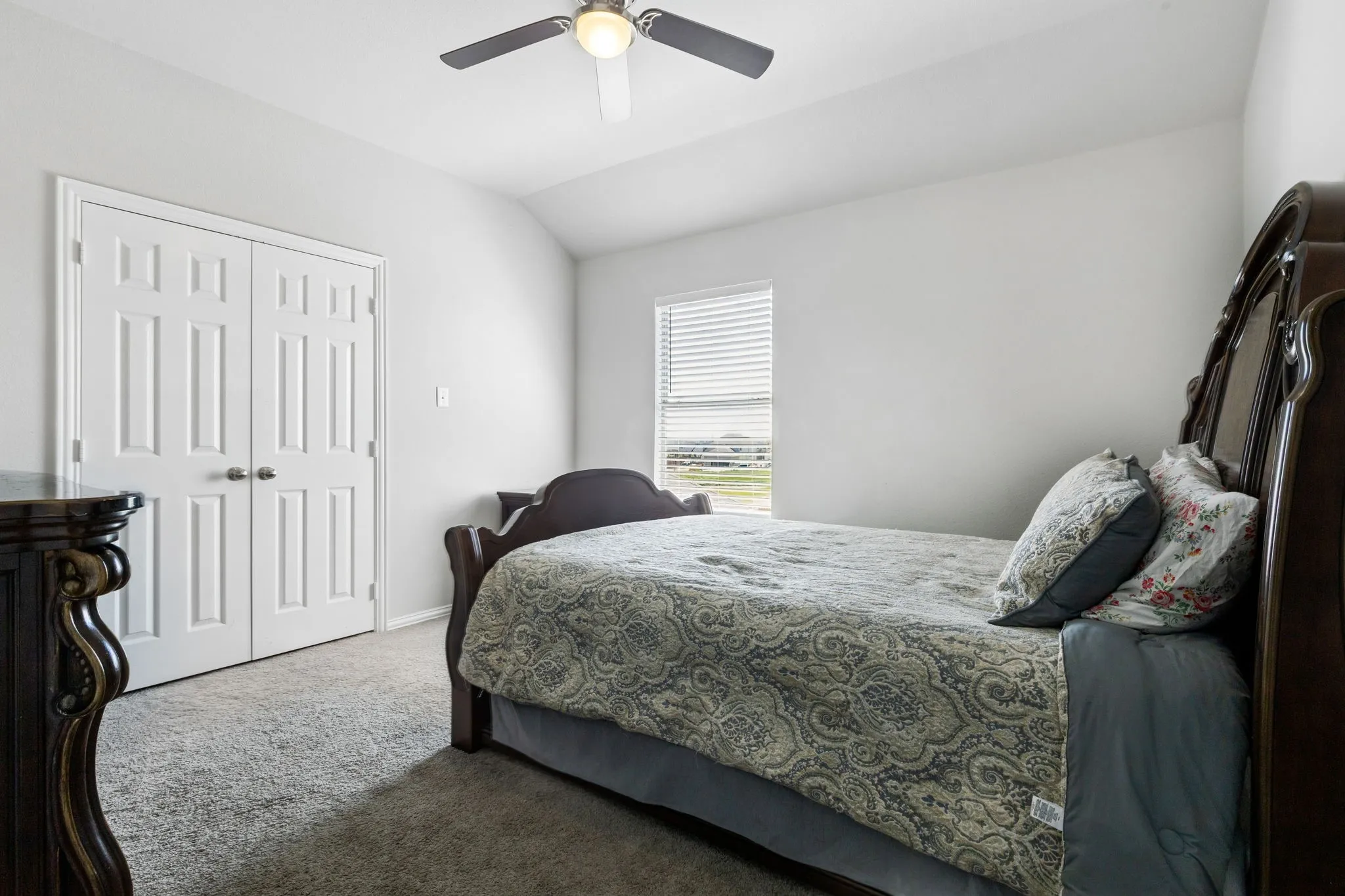 Single Family Residence For Sale in Dallas County , 3201 Cantura Drive, Mesquite, Texas 75181, 5 Bedroom, 4 Bathroom, 2 Garage spaces, 4,873 Sqft, built in 2001, Preowned, mls#21239703, Real Estate Agent in Mesquite, Homes For Sale in Dallas county, Homes For Sale in Mesquite, Realtor in Mesquite Texas, Real Estate Brokerage Independent Realty Texas, Luminita Cordes Realtor
