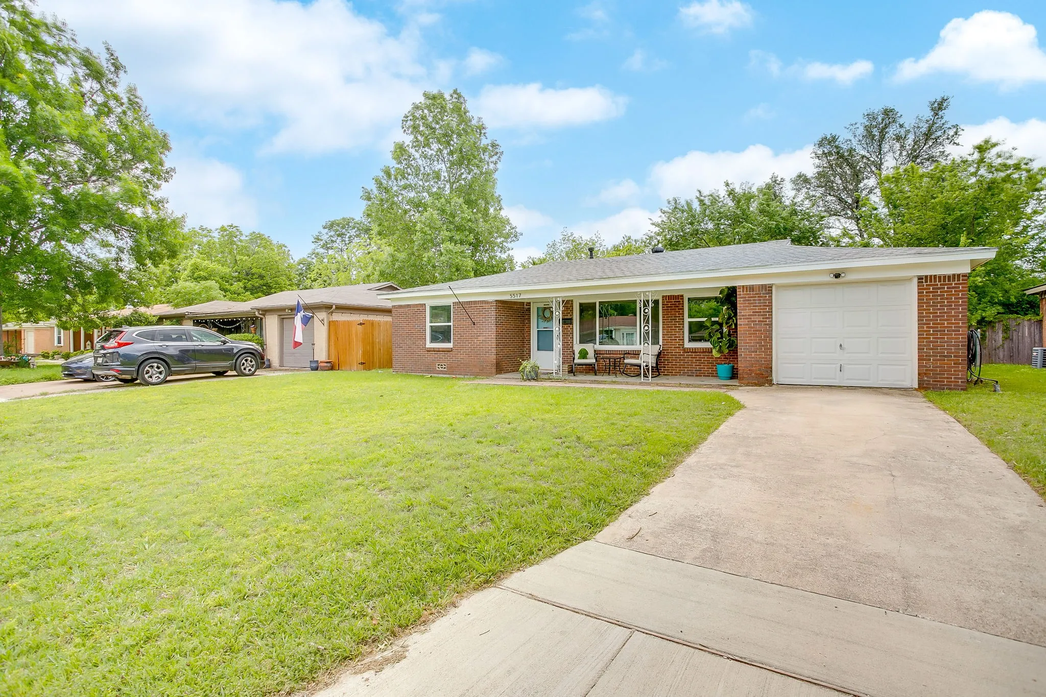 Single Family Residence For Sale in Tarrant County , 5517 Volder Drive, Fort Worth, Texas 76114, 3 Bedroom, 1 Bathroom, 1 Garage spaces, 1,241 Sqft, built in 1955, Preowned, mls#21239777, Real Estate Agent in Fort Worth, Homes For Sale in Tarrant county, Homes For Sale in Fort Worth, Realtor in Fort Worth Texas, Real Estate Brokerage Independent Realty Texas, Luminita Cordes Realtor