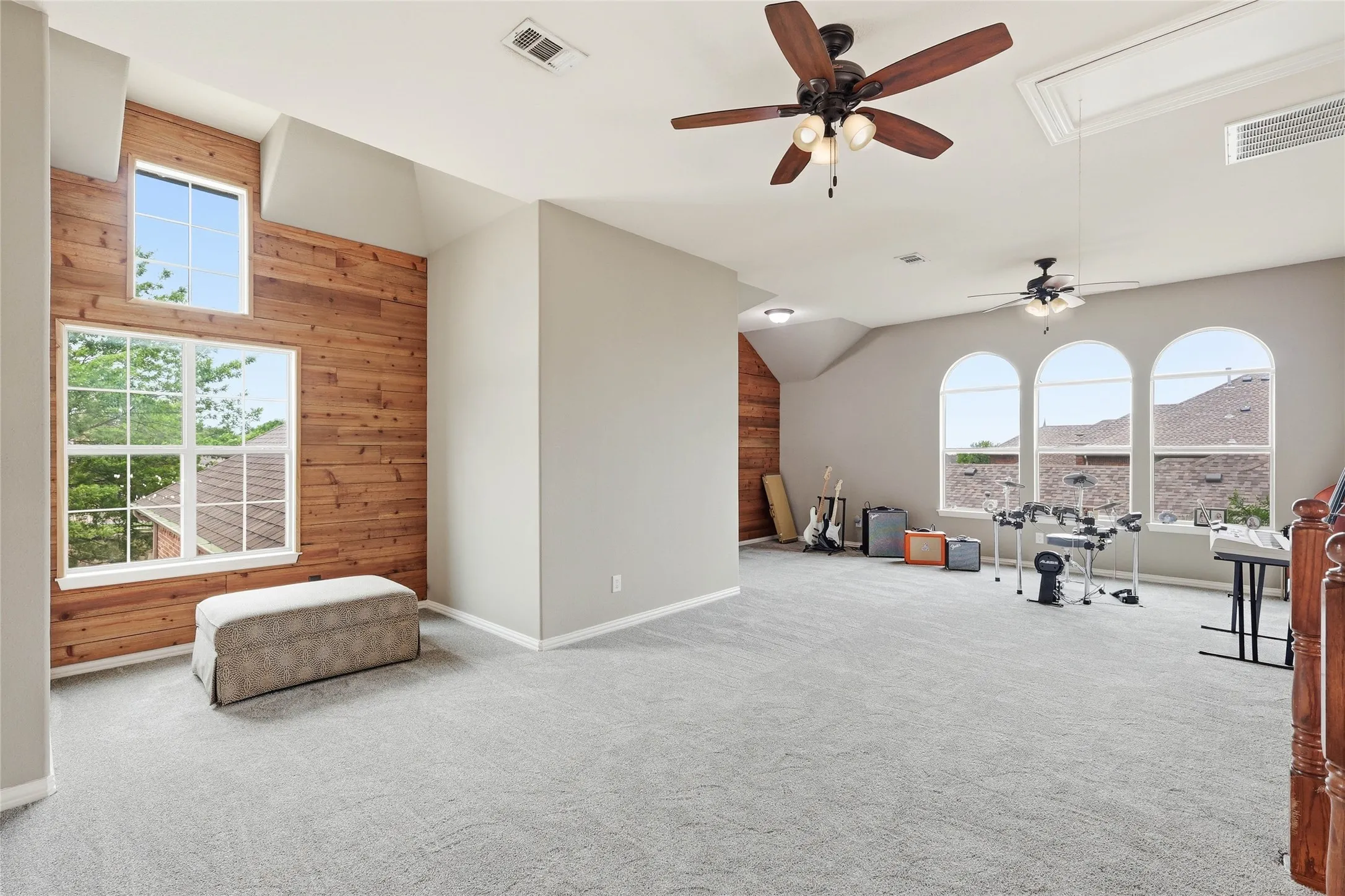 Single Family Residence For Sale in Tarrant County , 509 Northwyck Lane, Keller, Texas 76248, 4 Bedroom, 3 Bathroom, 3 Garage spaces, 3,453 Sqft, built in 2008, Preowned, mls#21239447, Real Estate Agent in Keller, Homes For Sale in Tarrant county, Homes For Sale in Keller, Realtor in Keller Texas, Real Estate Brokerage Independent Realty Texas, Luminita Cordes Realtor