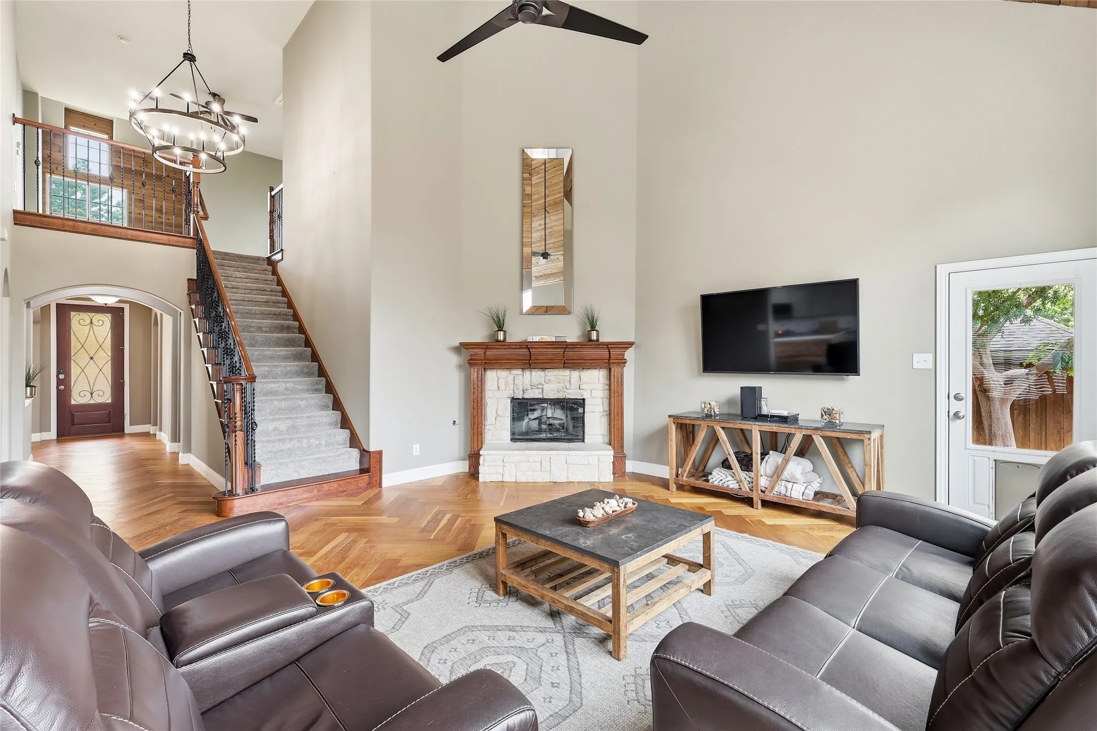 Single Family Residence For Sale in Tarrant County , 509 Northwyck Lane, Keller, Texas 76248, 4 Bedroom, 3 Bathroom, 3 Garage spaces, 3,453 Sqft, built in 2008, Preowned, mls#21239447, Real Estate Agent in Keller, Homes For Sale in Tarrant county, Homes For Sale in Keller, Realtor in Keller Texas, Real Estate Brokerage Independent Realty Texas, Luminita Cordes Realtor