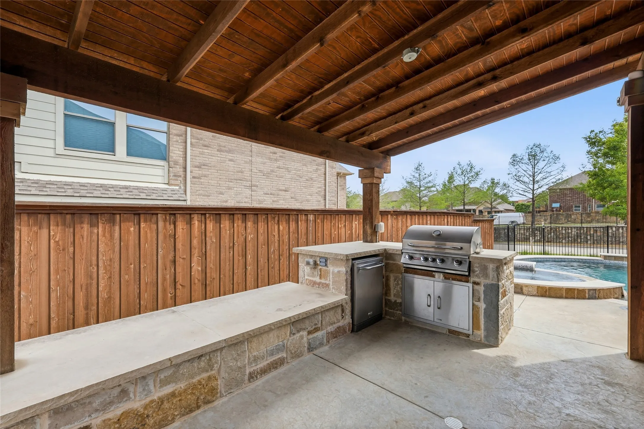 Single Family Residence For Sale in Tarrant County , 509 Northwyck Lane, Keller, Texas 76248, 4 Bedroom, 3 Bathroom, 3 Garage spaces, 3,453 Sqft, built in 2008, Preowned, mls#21239447, Real Estate Agent in Keller, Homes For Sale in Tarrant county, Homes For Sale in Keller, Realtor in Keller Texas, Real Estate Brokerage Independent Realty Texas, Luminita Cordes Realtor