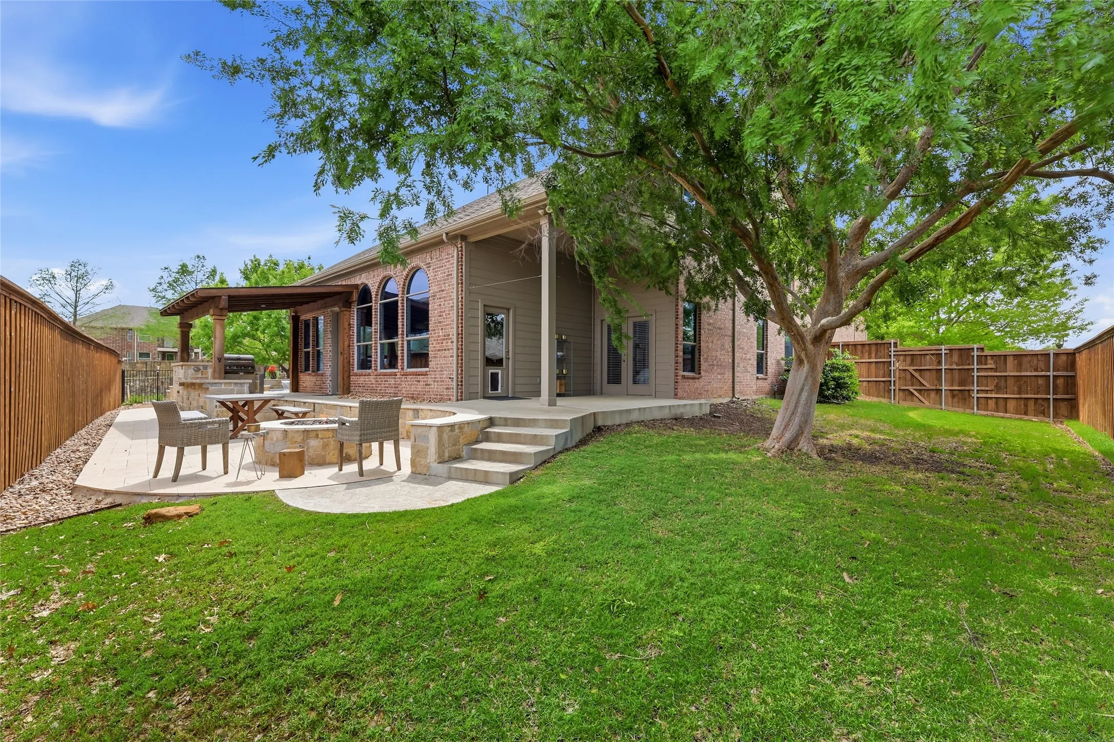 Single Family Residence For Sale in Tarrant County , 509 Northwyck Lane, Keller, Texas 76248, 4 Bedroom, 3 Bathroom, 3 Garage spaces, 3,453 Sqft, built in 2008, Preowned, mls#21239447, Real Estate Agent in Keller, Homes For Sale in Tarrant county, Homes For Sale in Keller, Realtor in Keller Texas, Real Estate Brokerage Independent Realty Texas, Luminita Cordes Realtor