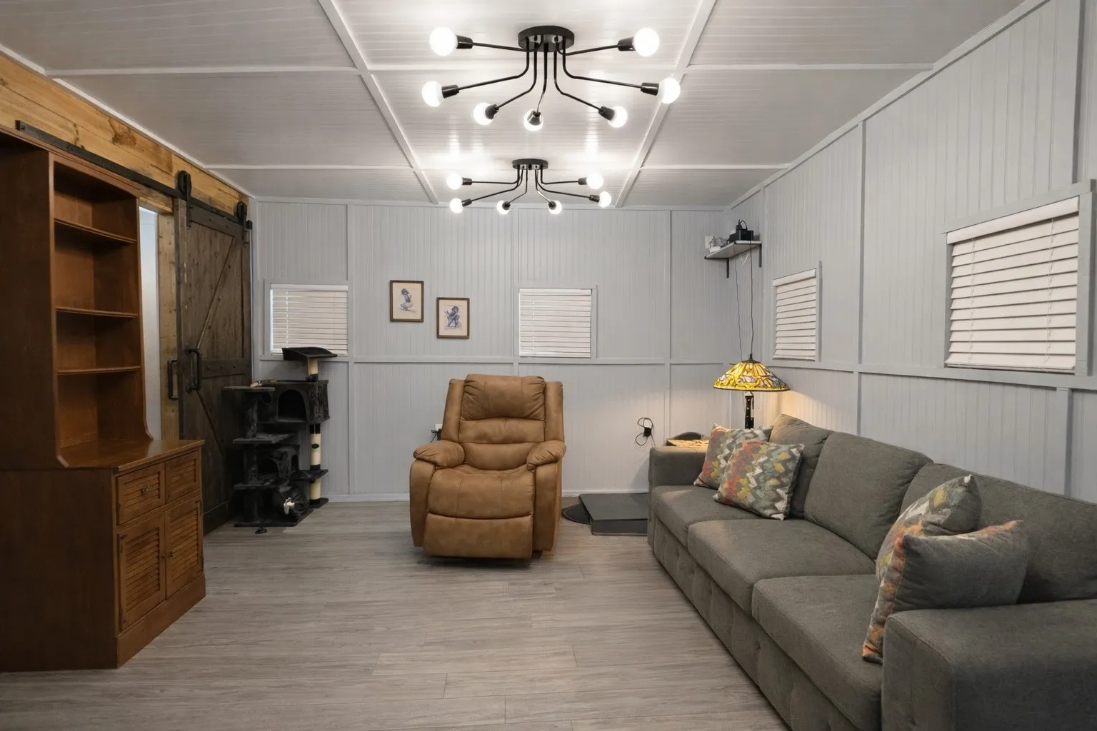 Single Family Residence For Sale in Wood County , 400 Comanche, Quitman, Texas 75783, 1 Bedroom, 1 Bathroom, Garage spaces, 1,440 Sqft, built in 2018, Preowned, mls#21238875, Real Estate Agent in Quitman, Homes For Sale in Wood county, Homes For Sale in Quitman, Realtor in Quitman Texas, Real Estate Brokerage Independent Realty Texas, Luminita Cordes Realtor