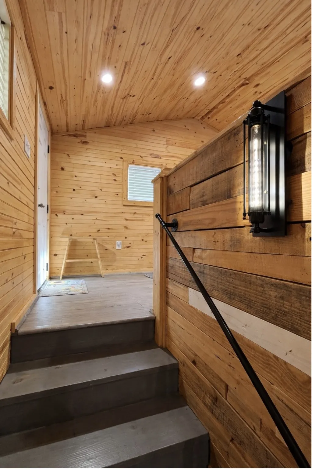 Single Family Residence For Sale in Wood County , 400 Comanche, Quitman, Texas 75783, 1 Bedroom, 1 Bathroom, Garage spaces, 1,440 Sqft, built in 2018, Preowned, mls#21238875, Real Estate Agent in Quitman, Homes For Sale in Wood county, Homes For Sale in Quitman, Realtor in Quitman Texas, Real Estate Brokerage Independent Realty Texas, Luminita Cordes Realtor