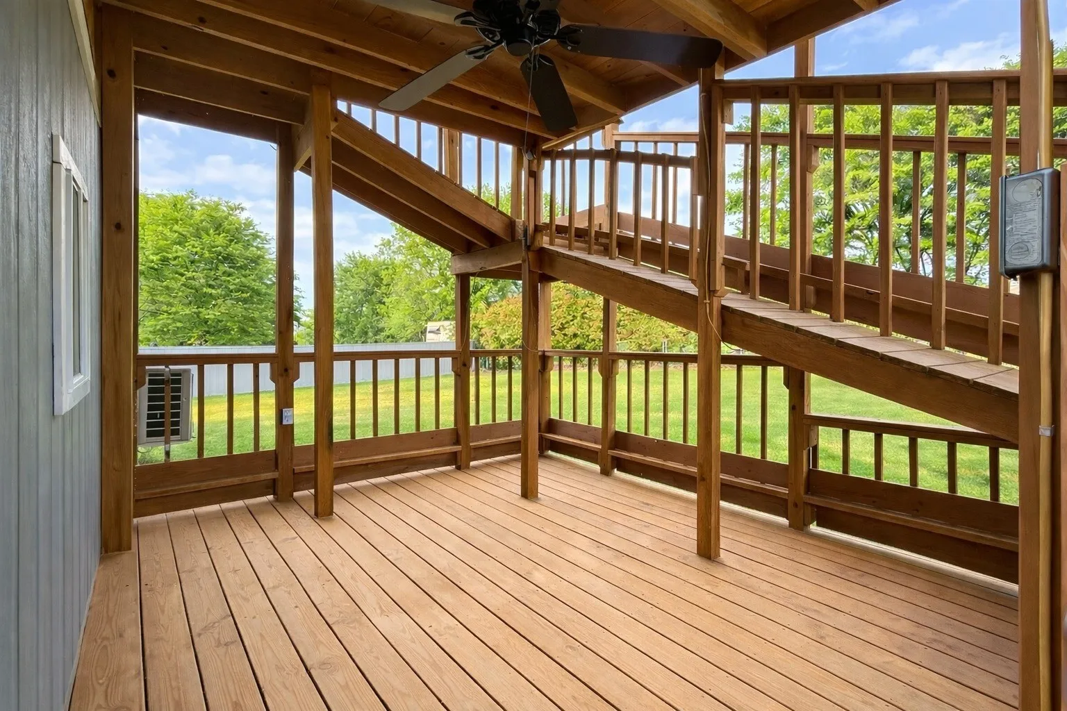 Single Family Residence For Sale in Wood County , 400 Comanche, Quitman, Texas 75783, 1 Bedroom, 1 Bathroom, Garage spaces, 1,440 Sqft, built in 2018, Preowned, mls#21238875, Real Estate Agent in Quitman, Homes For Sale in Wood county, Homes For Sale in Quitman, Realtor in Quitman Texas, Real Estate Brokerage Independent Realty Texas, Luminita Cordes Realtor