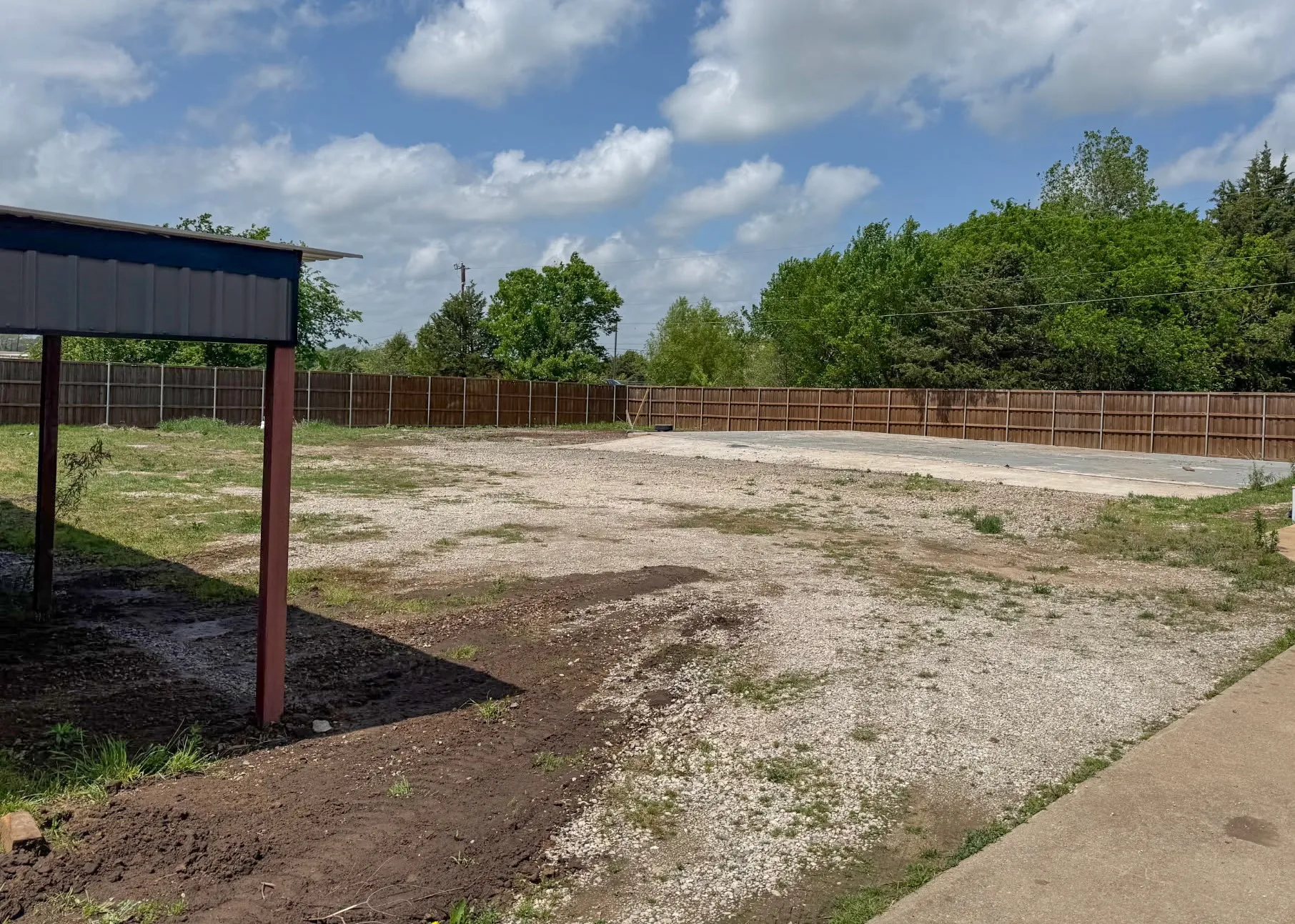 Single Family Residence For Sale in Grayson County , 514 Preston Drive, Pottsboro, Texas 75076, 4 Bedroom, 4 Bathroom, 2 Garage spaces, 3,303 Sqft, built in 1996, mls#21238315, Real Estate Agent in Pottsboro, Homes For Sale in Grayson county, Homes For Sale in Pottsboro, Realtor in Pottsboro Texas, Real Estate Brokerage Independent Realty Texas, Luminita Cordes Realtor