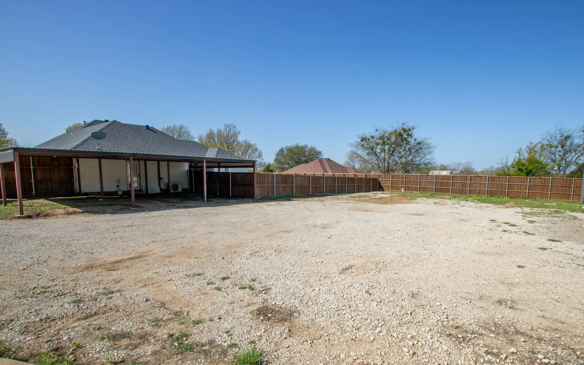 Single Family Residence For Sale in Grayson County , 514 Preston Drive, Pottsboro, Texas 75076, 4 Bedroom, 4 Bathroom, 2 Garage spaces, 3,303 Sqft, built in 1996, mls#21238315, Real Estate Agent in Pottsboro, Homes For Sale in Grayson county, Homes For Sale in Pottsboro, Realtor in Pottsboro Texas, Real Estate Brokerage Independent Realty Texas, Luminita Cordes Realtor