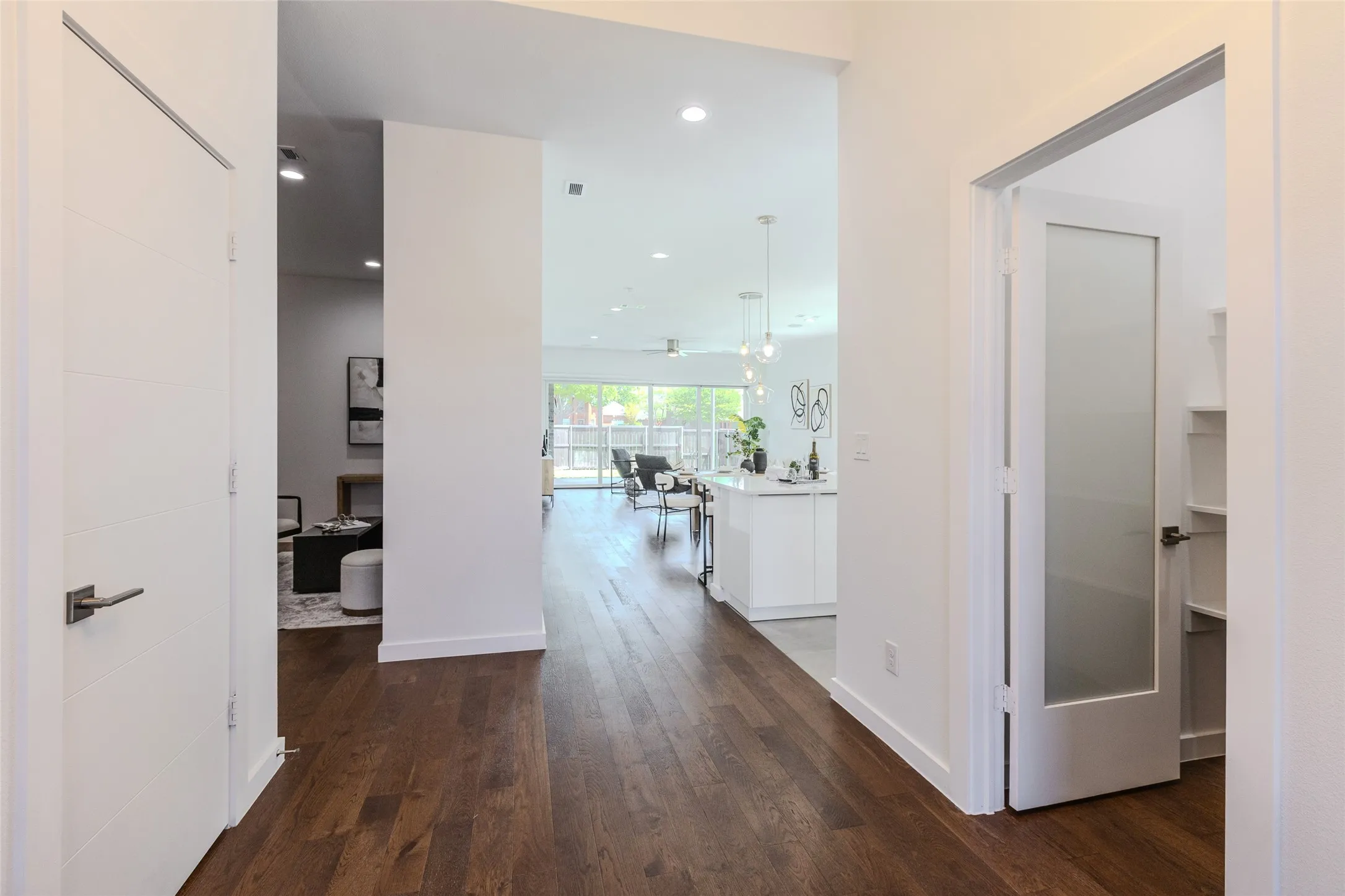Single Family Residence For Sale in Collin County , 9742 Sunset Drive, Frisco, Texas 75033, 4 Bedroom, 3 Bathroom, 2 Garage spaces, 2,427 Sqft, built in 2021, Preowned, mls#21230305, Real Estate Agent in Frisco, Homes For Sale in Collin county, Homes For Sale in Frisco, Realtor in Frisco Texas, Real Estate Brokerage Independent Realty Texas, Luminita Cordes Realtor