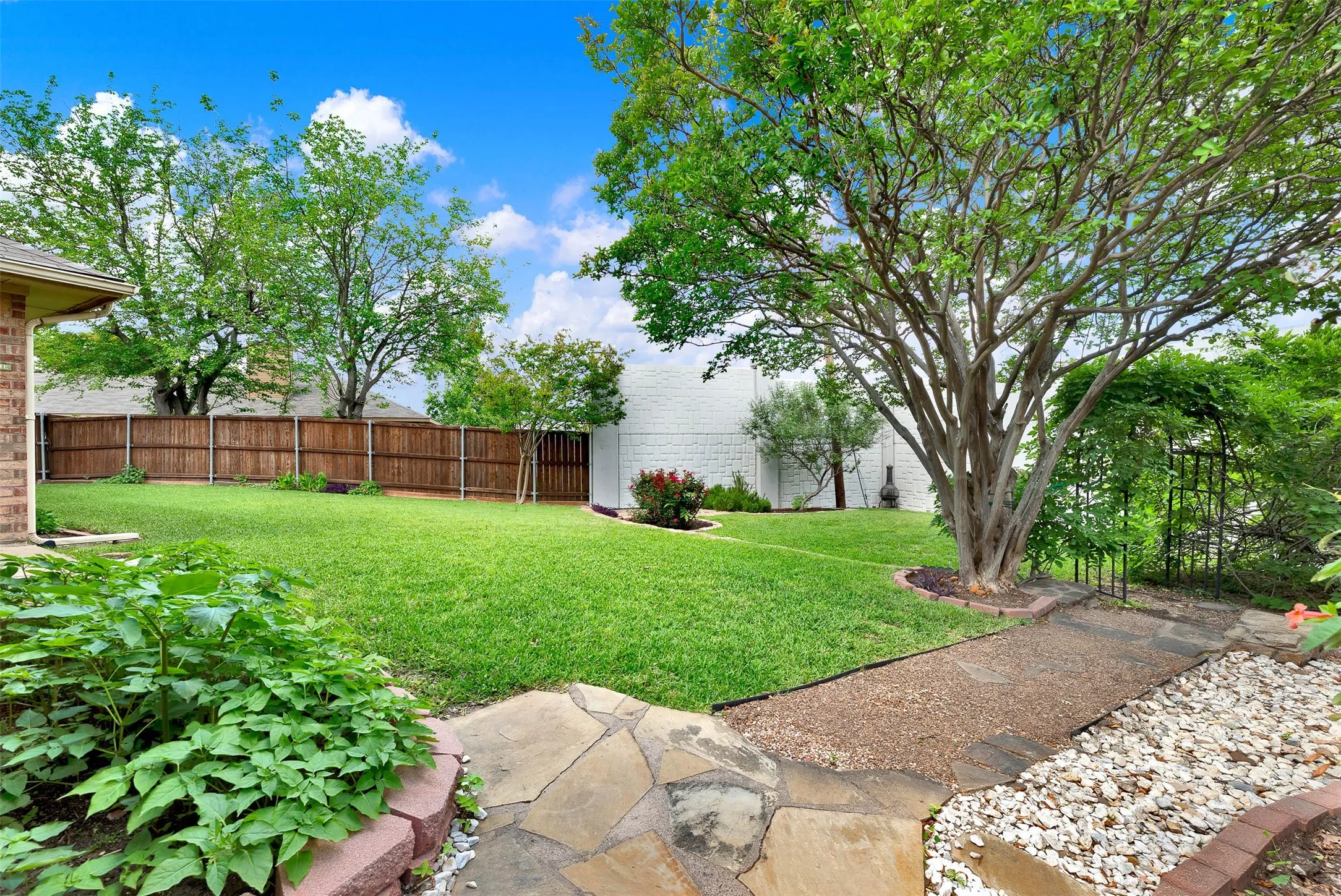 More of this big back yard. Beautiful when lights are on at night.