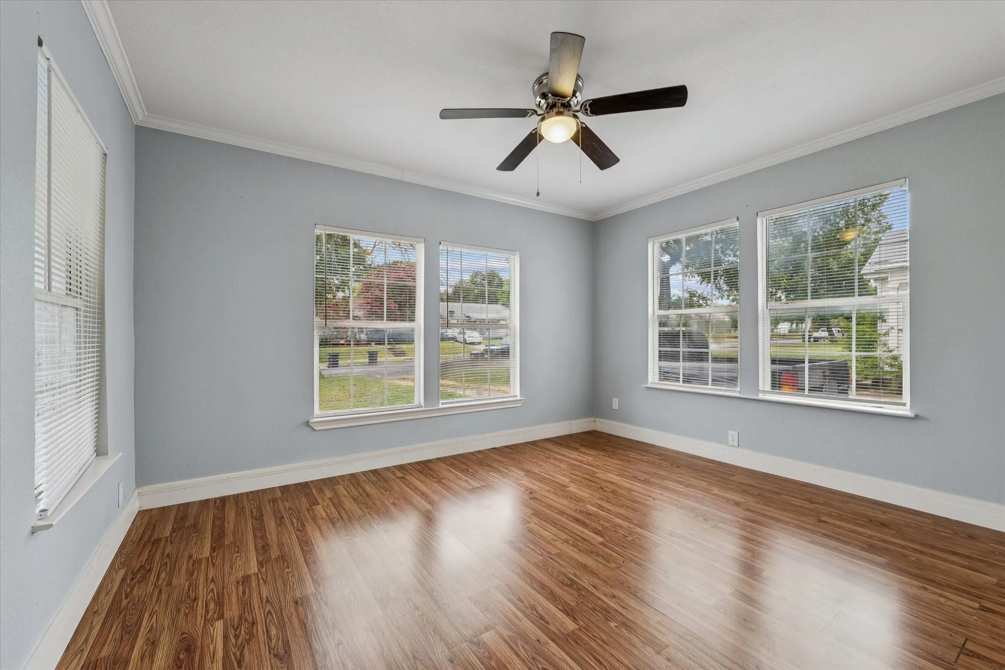 Single Family Residence For Sale in Mc Lennan County , 2603 Trice Avenue, Waco, Texas 76707, 2 Bedroom, 1 Bathroom, Garage spaces, 996 Sqft, built in 1942, mls#21238281, Real Estate Agent in Waco, Homes For Sale in Mc Lennan county, Homes For Sale in Waco, Realtor in Waco Texas, Real Estate Brokerage Independent Realty Texas, Luminita Cordes Realtor