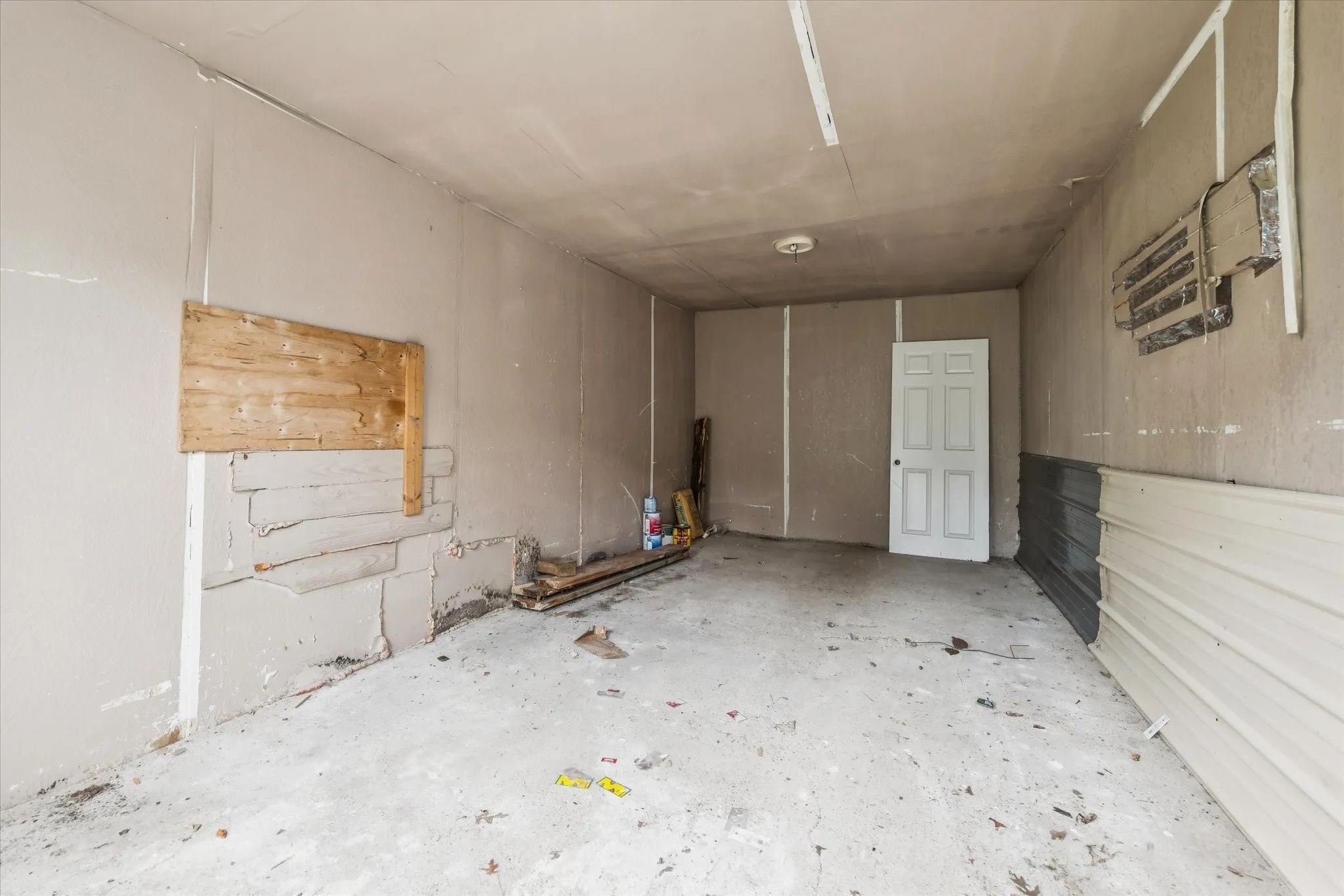 Single Family Residence For Sale in Mc Lennan County , 2603 Trice Avenue, Waco, Texas 76707, 2 Bedroom, 1 Bathroom, Garage spaces, 996 Sqft, built in 1942, mls#21238281, Real Estate Agent in Waco, Homes For Sale in Mc Lennan county, Homes For Sale in Waco, Realtor in Waco Texas, Real Estate Brokerage Independent Realty Texas, Luminita Cordes Realtor