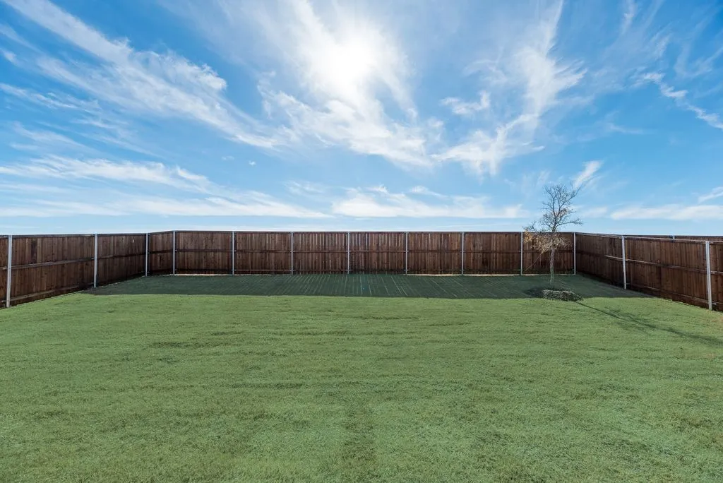 Single Family Residence For Sale in Collin County , 3008 Rock Rose Drive, Celina, Texas 75009, 4 Bedroom, 3 Bathroom, 2 Garage spaces, 3,381 Sqft, built in 2025, New Construction - Complete, mls#21239744, Real Estate Agent in Celina, Homes For Sale in Collin county, Homes For Sale in Celina, Realtor in Celina Texas, Real Estate Brokerage Independent Realty Texas, Luminita Cordes Realtor
