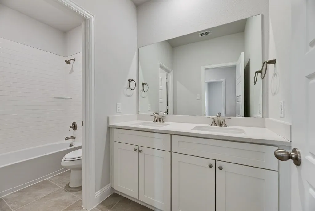 Single Family Residence For Sale in Collin County , 3008 Rock Rose Drive, Celina, Texas 75009, 4 Bedroom, 3 Bathroom, 2 Garage spaces, 3,381 Sqft, built in 2025, New Construction - Complete, mls#21239744, Real Estate Agent in Celina, Homes For Sale in Collin county, Homes For Sale in Celina, Realtor in Celina Texas, Real Estate Brokerage Independent Realty Texas, Luminita Cordes Realtor