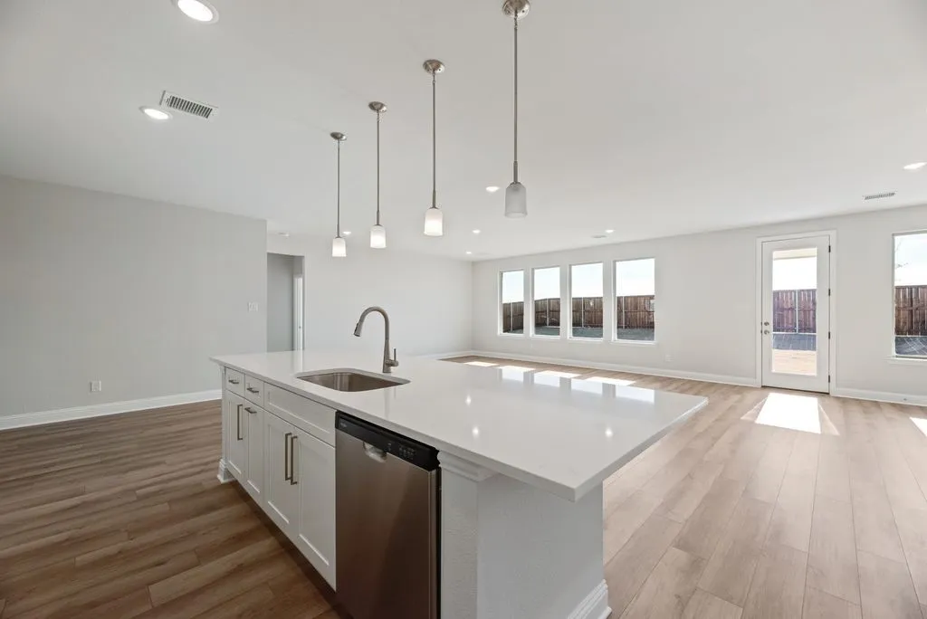 Single Family Residence For Sale in Collin County , 3008 Rock Rose Drive, Celina, Texas 75009, 4 Bedroom, 3 Bathroom, 2 Garage spaces, 3,381 Sqft, built in 2025, New Construction - Complete, mls#21239744, Real Estate Agent in Celina, Homes For Sale in Collin county, Homes For Sale in Celina, Realtor in Celina Texas, Real Estate Brokerage Independent Realty Texas, Luminita Cordes Realtor