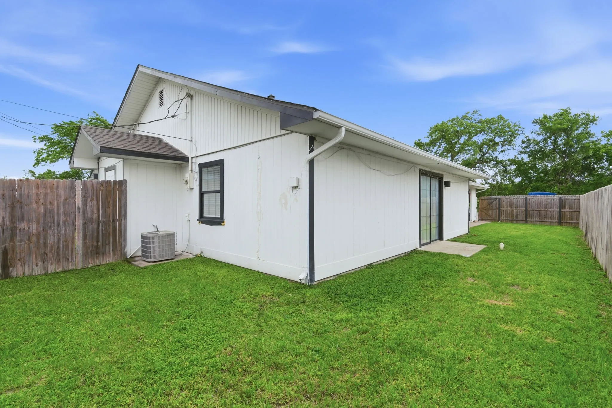 1026 Greg St