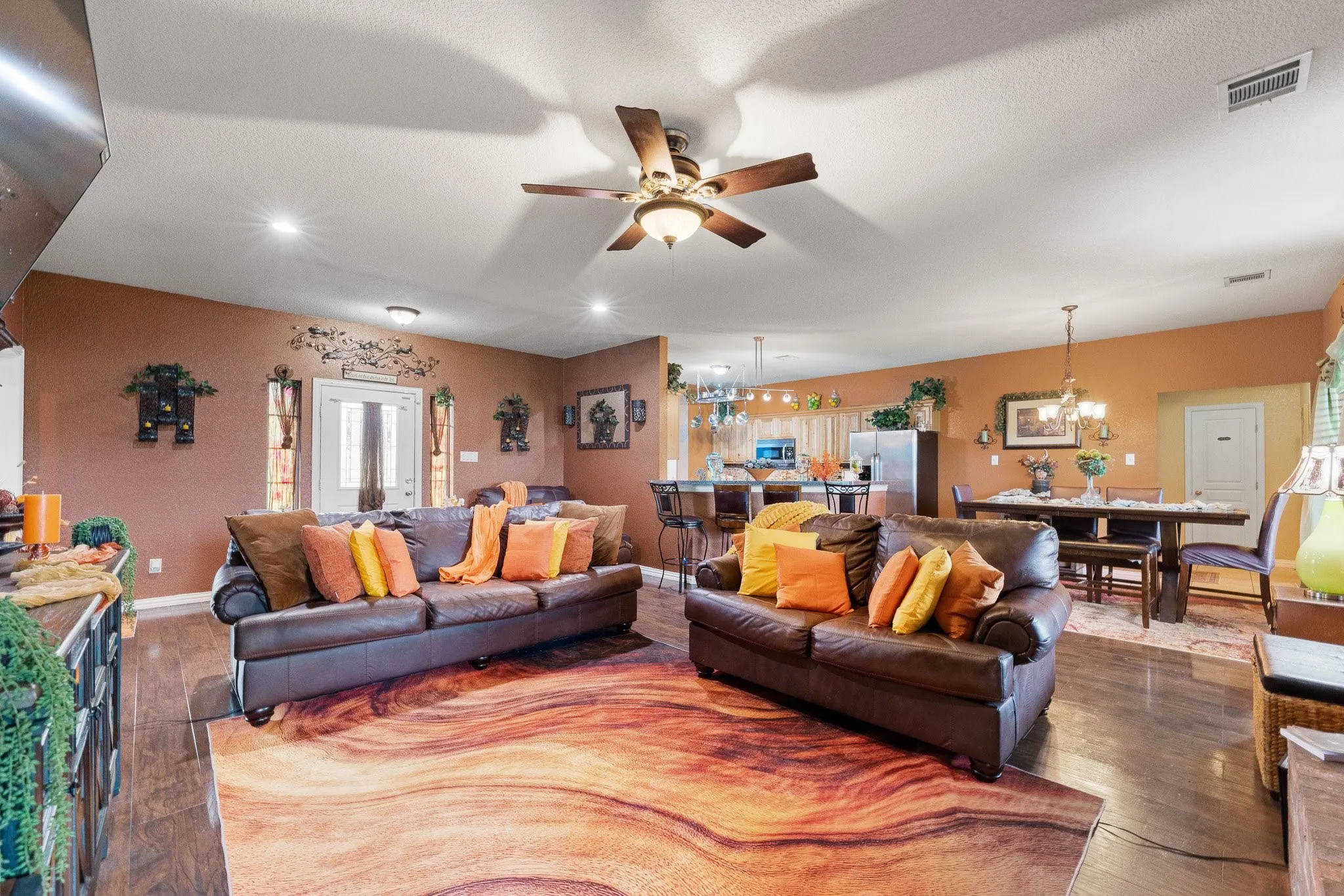 Single Family Residence For Sale in Parker County , 439 Stone Mountain, Cresson, Texas 76035, 4 Bedroom, 3 Bathroom, 2 Garage spaces, 2,470 Sqft, built in 2006, Price $585,000, mls#21239660, Real Estate Agent in Cresson, Homes For Sale in Parker county, Homes For Sale in Cresson, Realtor in Cresson Texas, Real Estate Brokerage Independent Realty Texas, Luminita Cordes Realtor