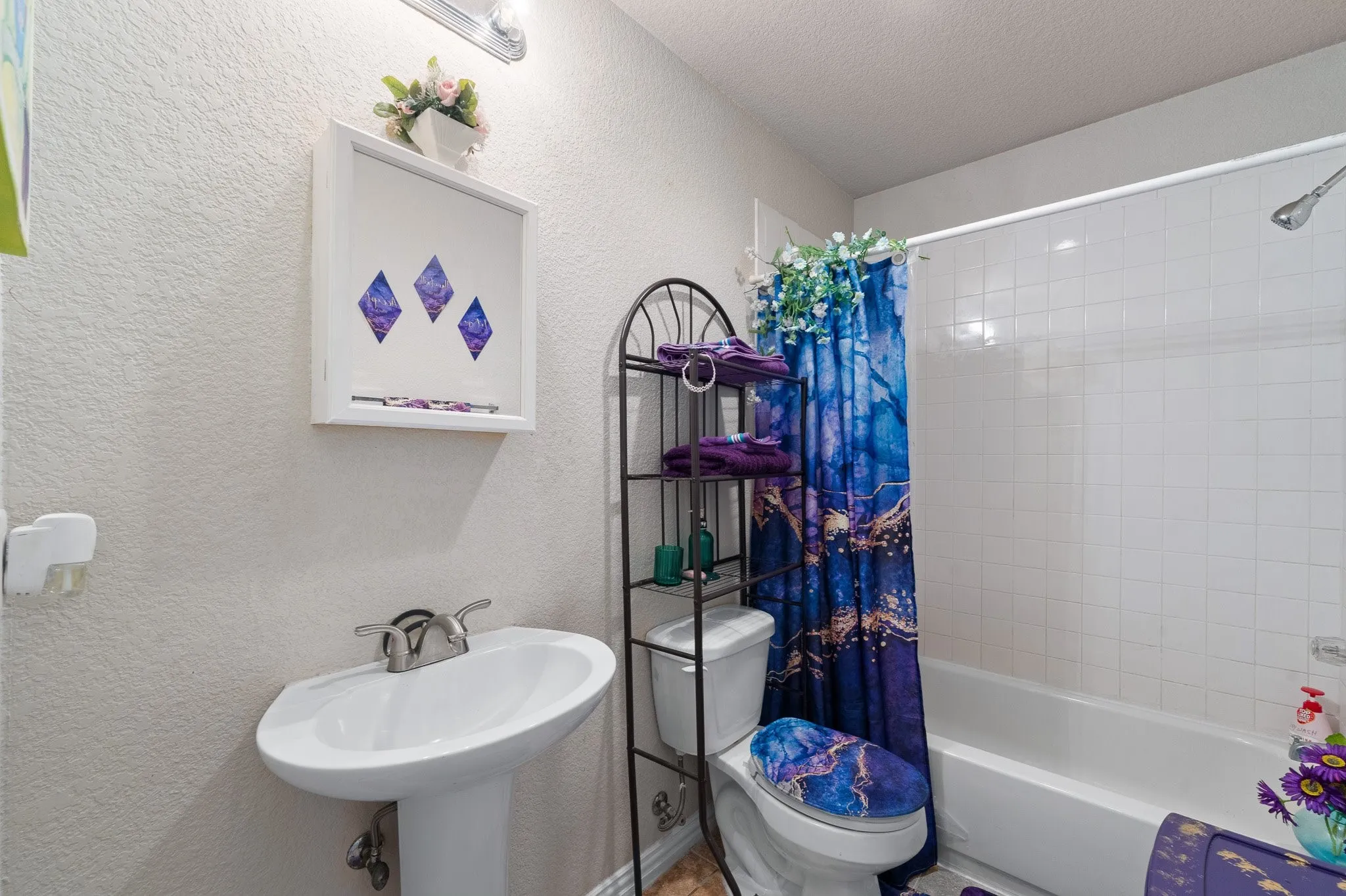 Single Family Residence For Sale in Parker County , 439 Stone Mountain, Cresson, Texas 76035, 4 Bedroom, 3 Bathroom, 2 Garage spaces, 2,470 Sqft, built in 2006, Price $585,000, mls#21239660, Real Estate Agent in Cresson, Homes For Sale in Parker county, Homes For Sale in Cresson, Realtor in Cresson Texas, Real Estate Brokerage Independent Realty Texas, Luminita Cordes Realtor