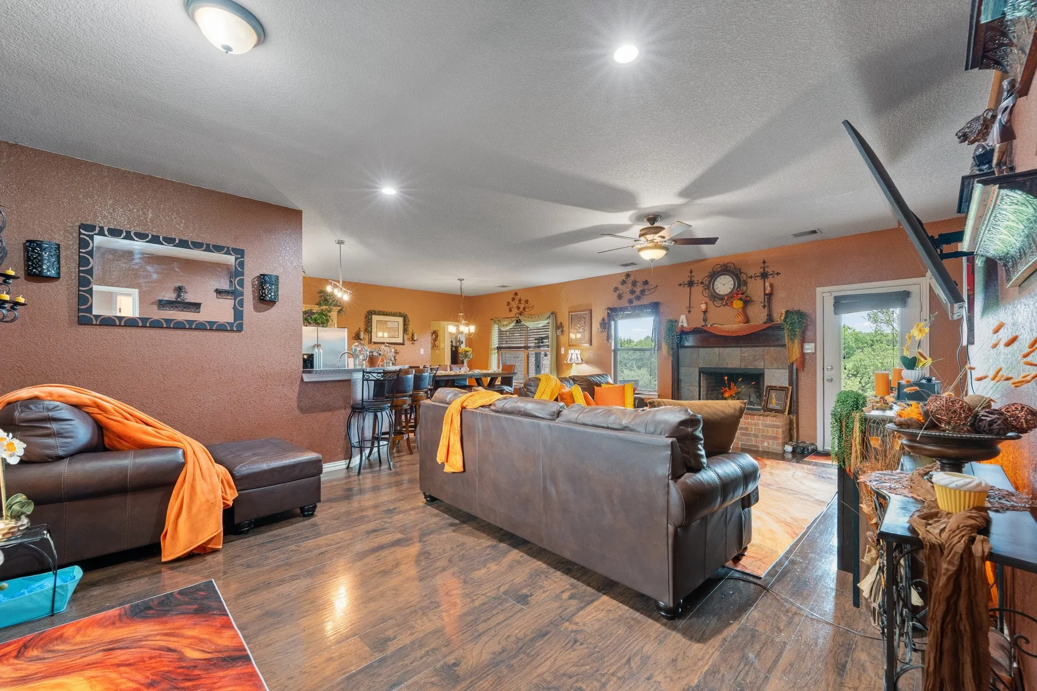 Single Family Residence For Sale in Parker County , 439 Stone Mountain, Cresson, Texas 76035, 4 Bedroom, 3 Bathroom, 2 Garage spaces, 2,470 Sqft, built in 2006, Price $585,000, mls#21239660, Real Estate Agent in Cresson, Homes For Sale in Parker county, Homes For Sale in Cresson, Realtor in Cresson Texas, Real Estate Brokerage Independent Realty Texas, Luminita Cordes Realtor