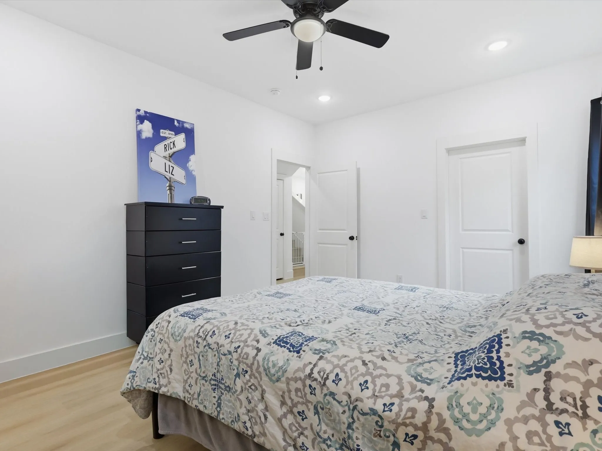 Single Family Residence For Sale in Tarrant County , 4621 Mccart Avenue, Fort Worth, Texas 76115, 3 Bedrooms, 3 Bathrooms, Garage spaces, 1,980 Sqft, built in 2023, Preowned, Price $327,500, mls#21239784, Real Estate Agent in Fort Worth, Homes For Sale in Tarrant county, Homes For Sale in Fort Worth, Realtor in Fort Worth Texas, Real Estate Brokerage Independent Realty Texas, Luminita Cordes Realtor