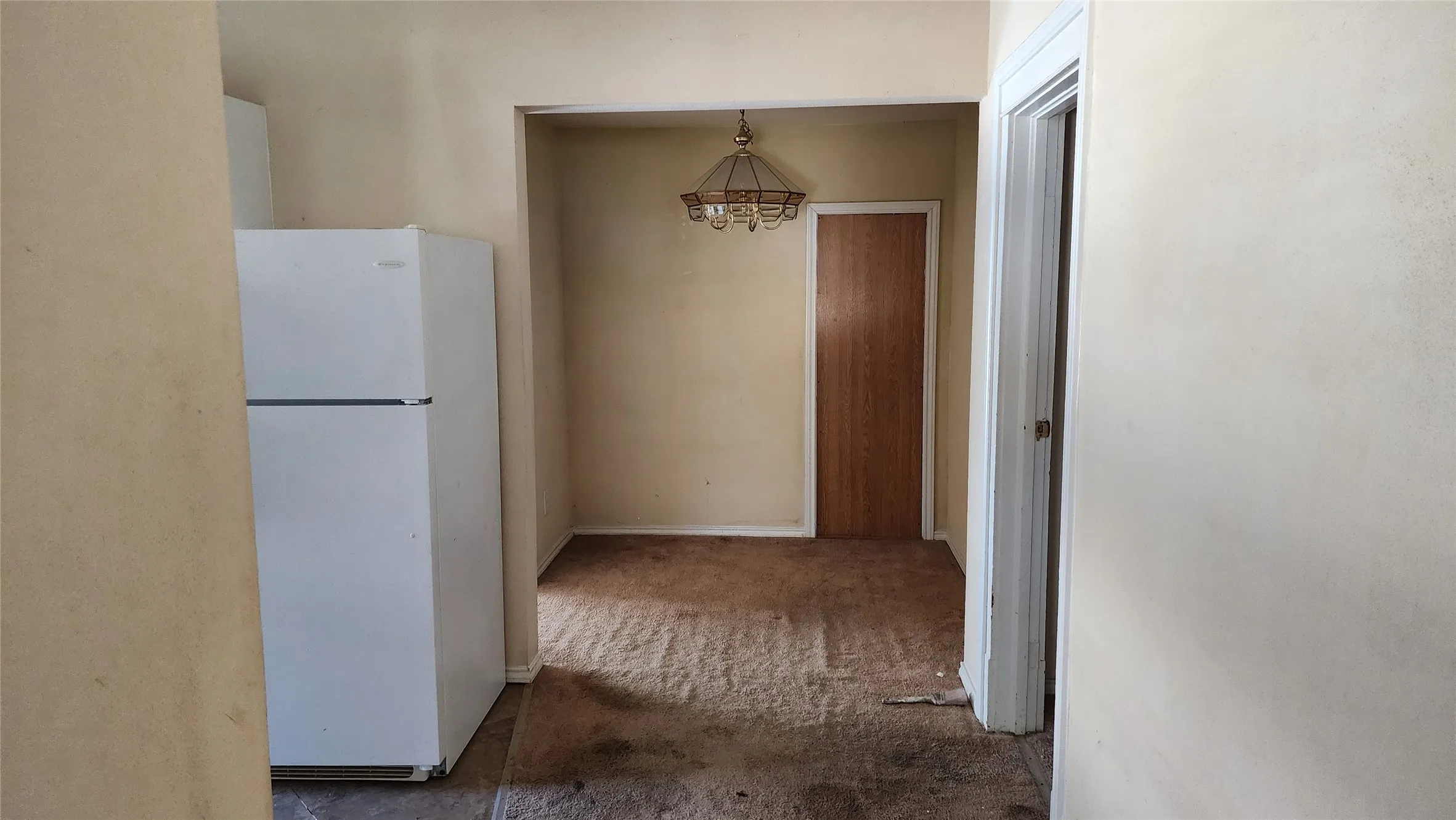 Duplex For Sale in Eastland County , 301 W Patterson Street W 2, Eastland, Texas 76448, 3 Bedroom, 3 Bathroom, Garage spaces, 0 Sqft, built in 1920, Preowned, mls#21240005, Real Estate Agent in Eastland, Homes For Sale in Eastland county, Homes For Sale in Eastland, Realtor in Eastland Texas, Real Estate Brokerage Independent Realty Texas, Luminita Cordes Realtor