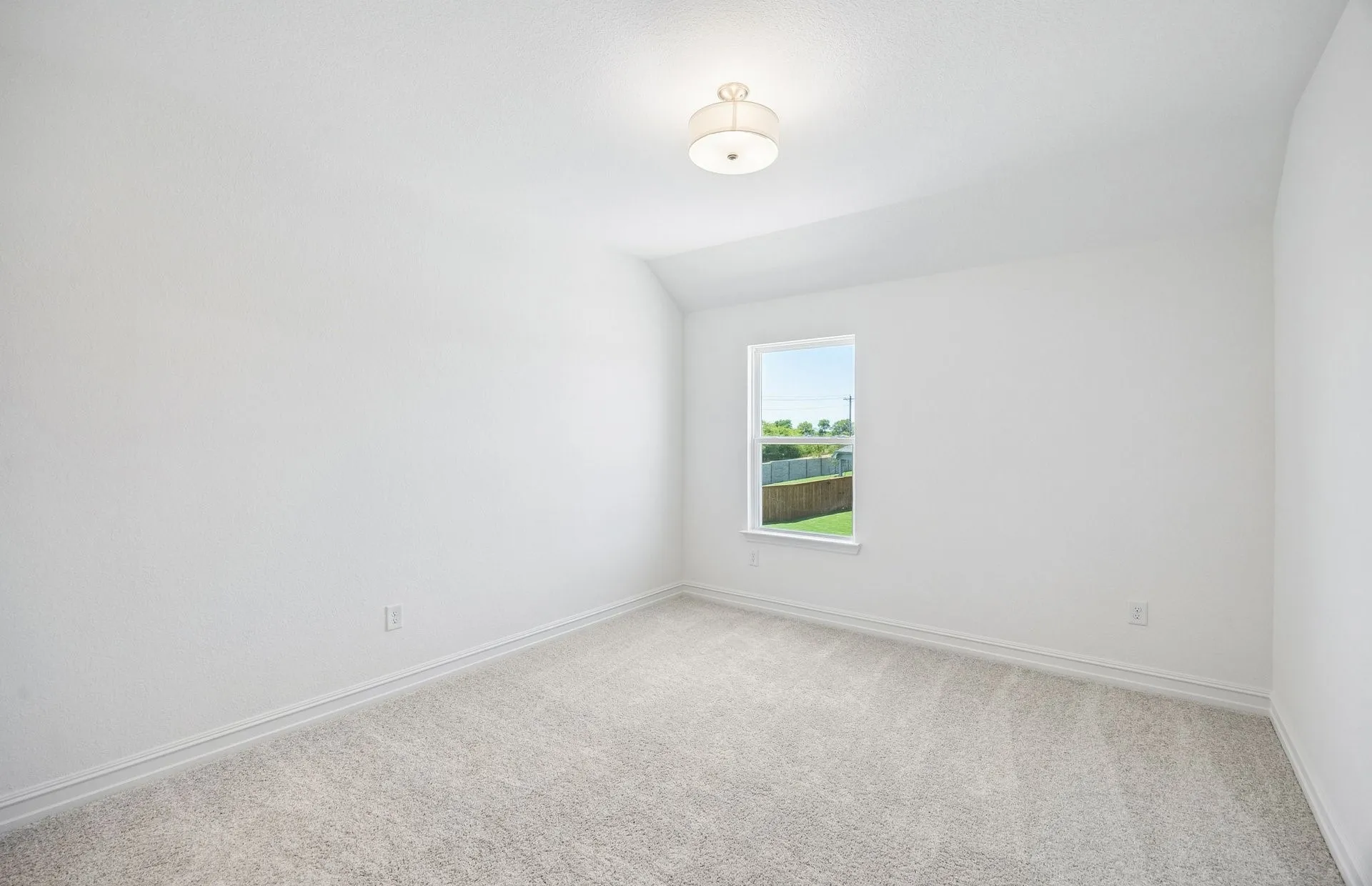 Secondary bedroom