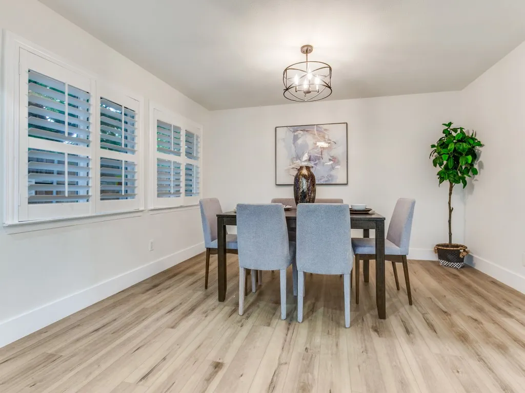 Single Family Residence For Sale in Dallas County , 1700 Aurora Drive, Richardson, Texas 75081, 4 Bedroom, 3 Bathroom, 2 Garage spaces, 2,181 Sqft, built in 1973, mls#21239598, Real Estate Agent in Richardson, Homes For Sale in Dallas county, Homes For Sale in Richardson, Realtor in Richardson Texas, Real Estate Brokerage Independent Realty Texas, Luminita Cordes Realtor