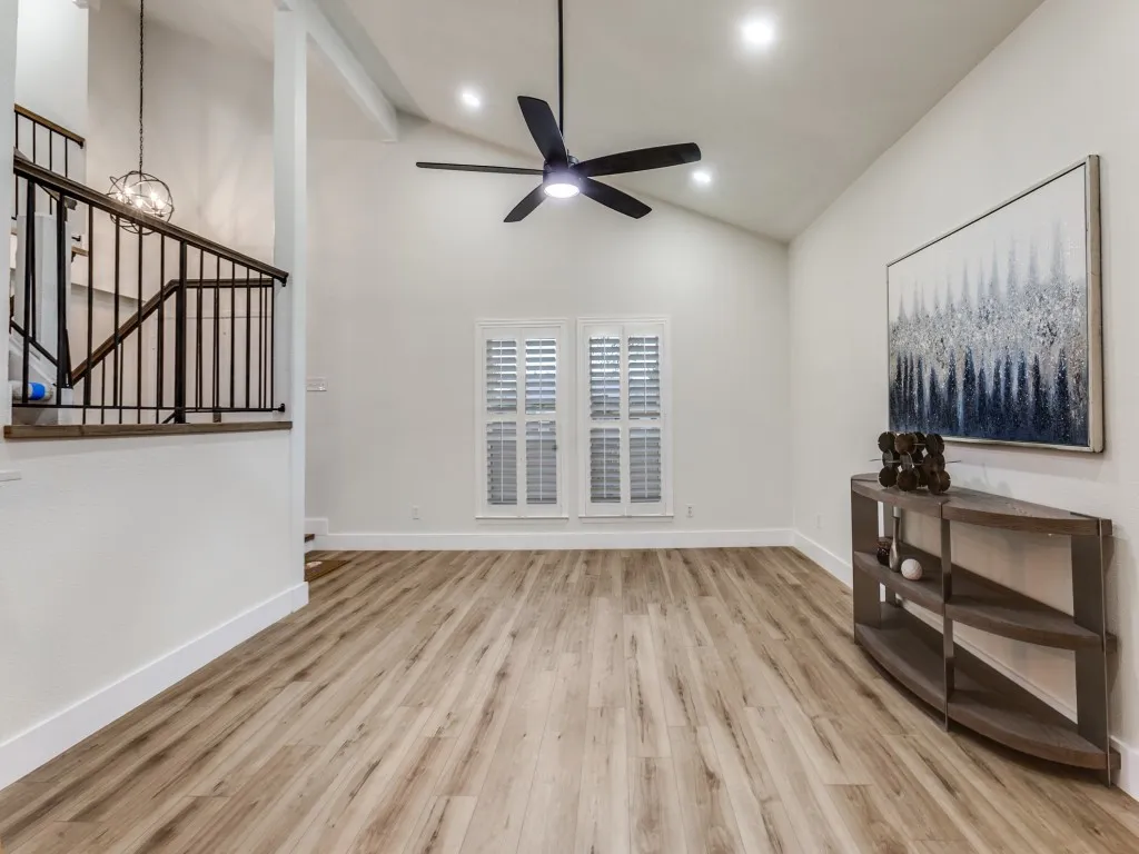 Single Family Residence For Sale in Dallas County , 1700 Aurora Drive, Richardson, Texas 75081, 4 Bedroom, 3 Bathroom, 2 Garage spaces, 2,181 Sqft, built in 1973, mls#21239598, Real Estate Agent in Richardson, Homes For Sale in Dallas county, Homes For Sale in Richardson, Realtor in Richardson Texas, Real Estate Brokerage Independent Realty Texas, Luminita Cordes Realtor